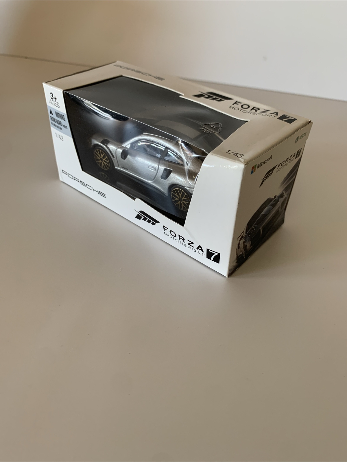 Forza Motorsport 7 Porsche 911 GT2 RS Diecast Model Car 1:43 Xbox One Promo New