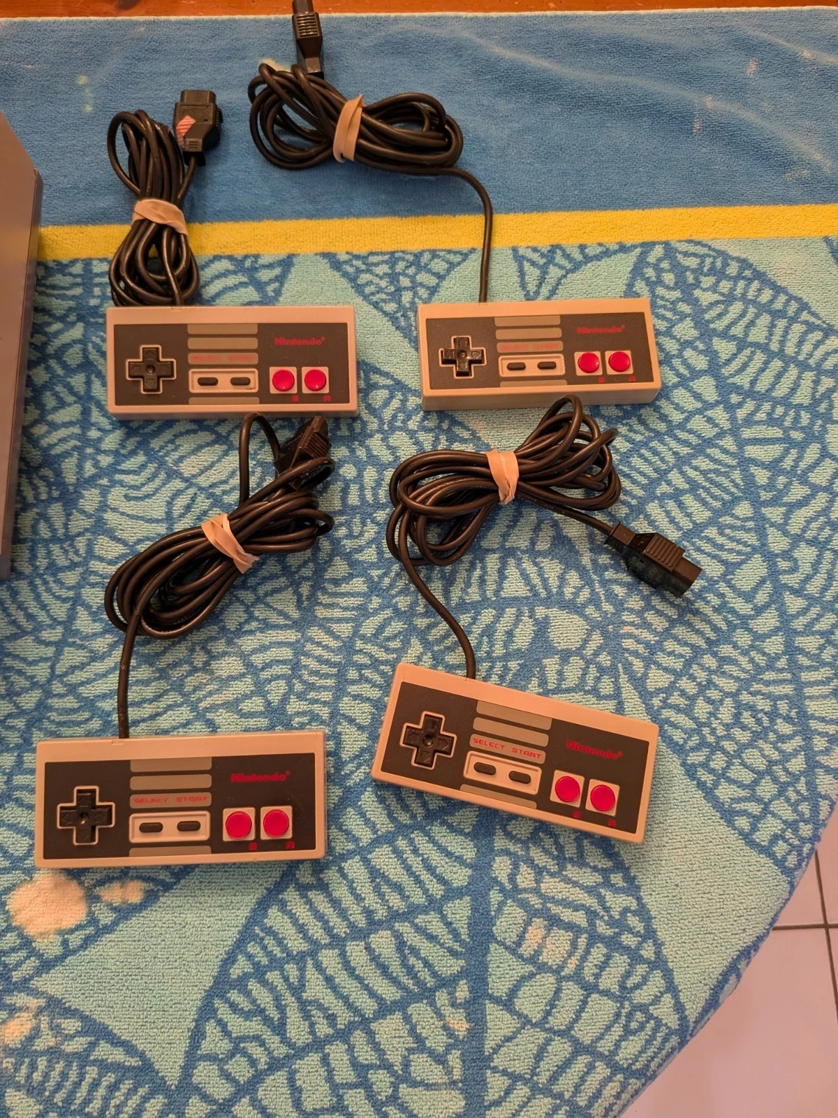 Nintendo Nes new 72 pin with Extras in Clean working Condition