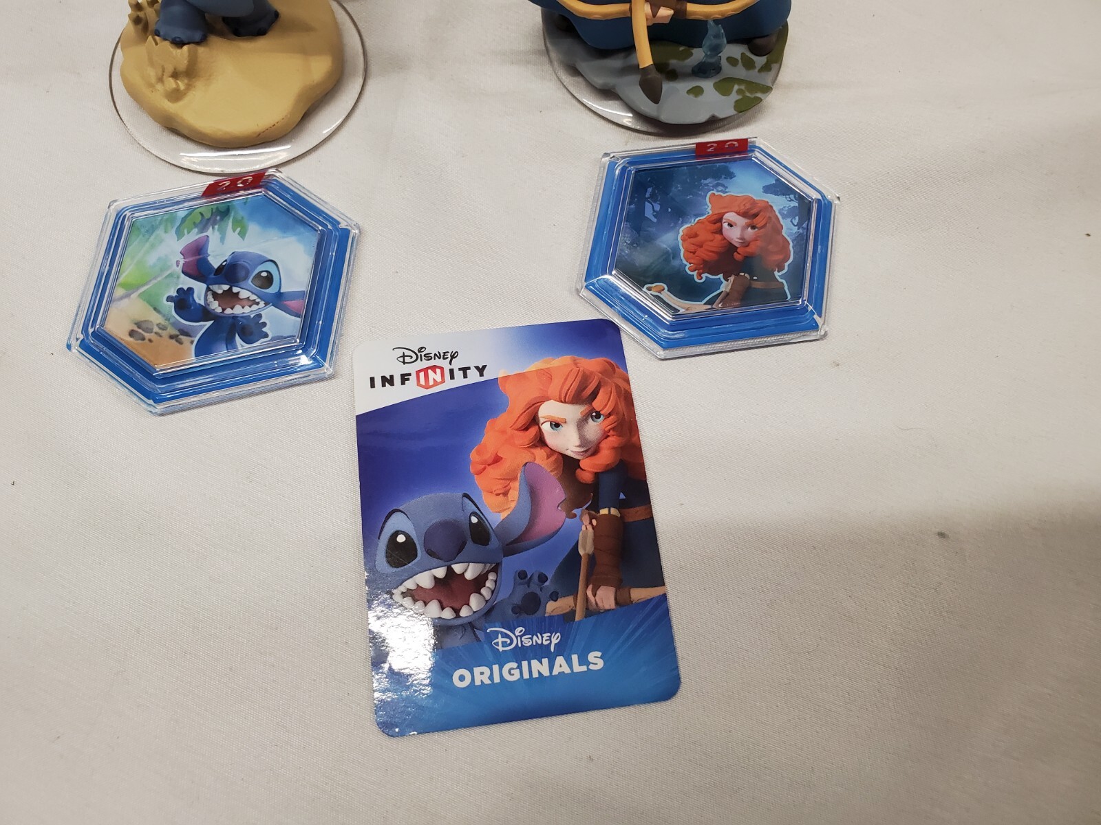 Disney Infinity Brave Merida & Stitch Character Figures w/ Power Discs