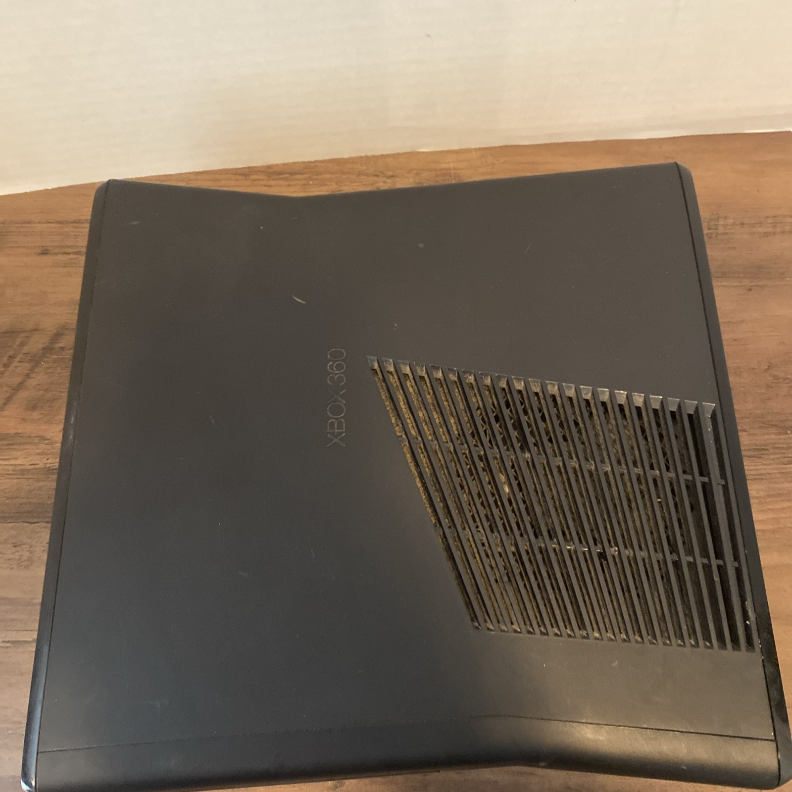 Microsoft Xbox 360 S 4GB Console only – Black (1439) – Tested/works