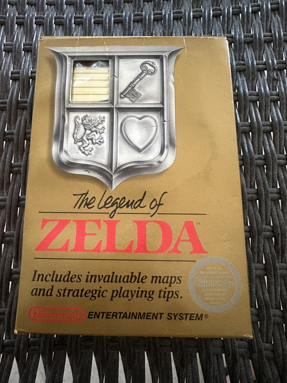 NES Nintendo Legend of Zelda Cartridge w/ Box & Instructions
