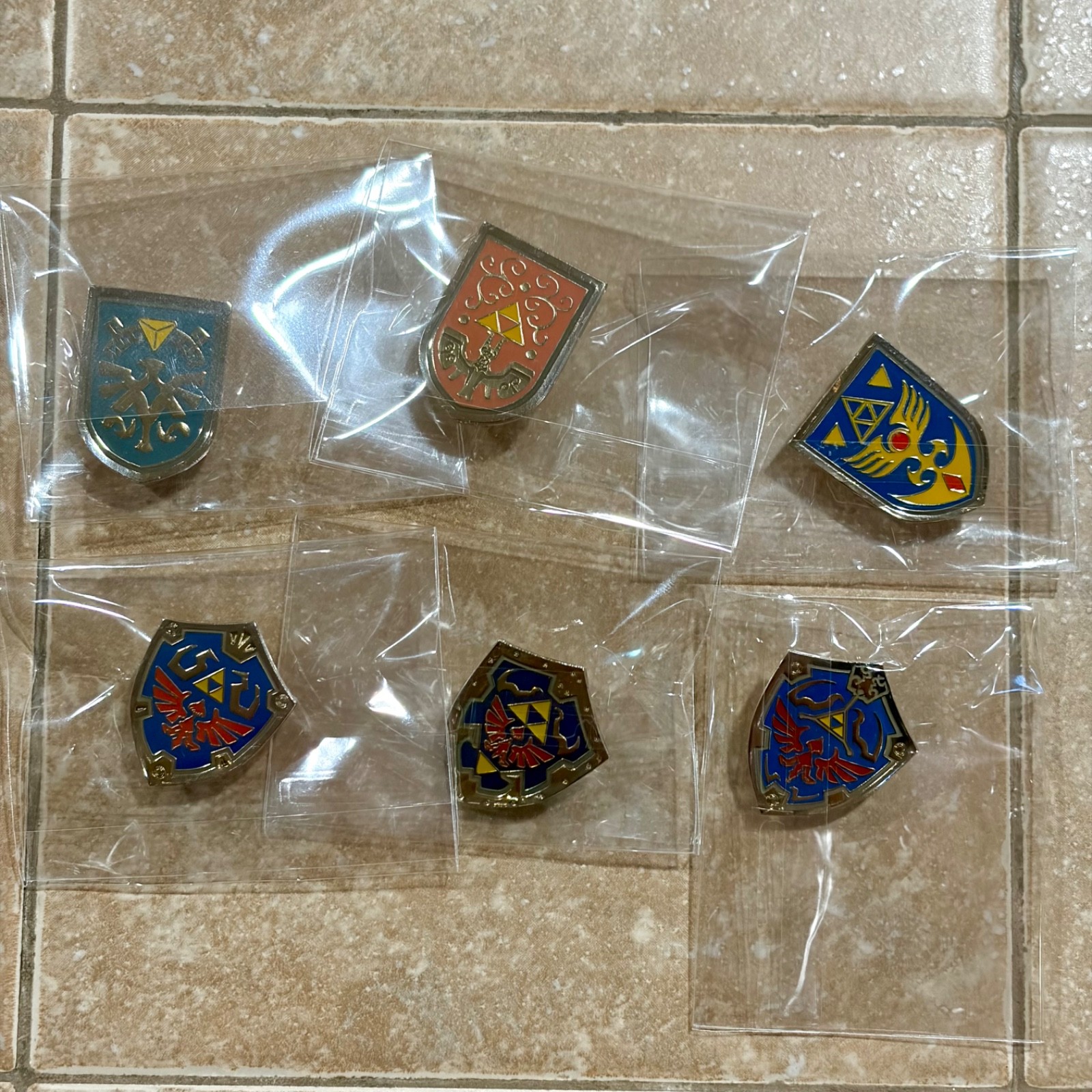 The Legend of Zelda Shield Pin Badge Collection Set of 6 Capsule Toy Japan New