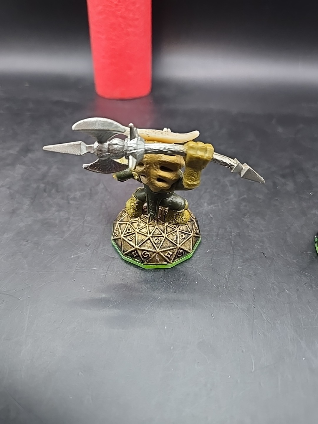 Activision Skylanders Spyro’s Adventure Voodood Anvil Rain And Sky Iron Shield