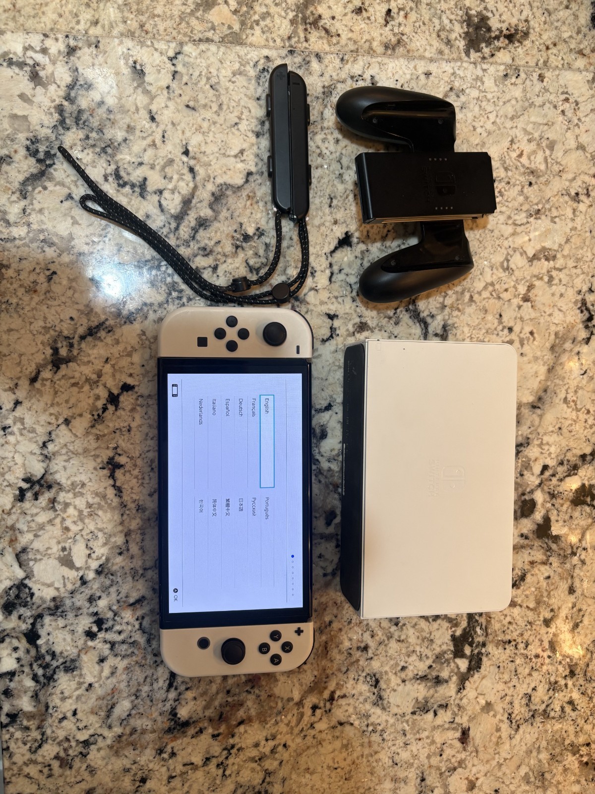 Nintendo Switch OLED Model HEG-001 Handheld Console – 64GB – White
