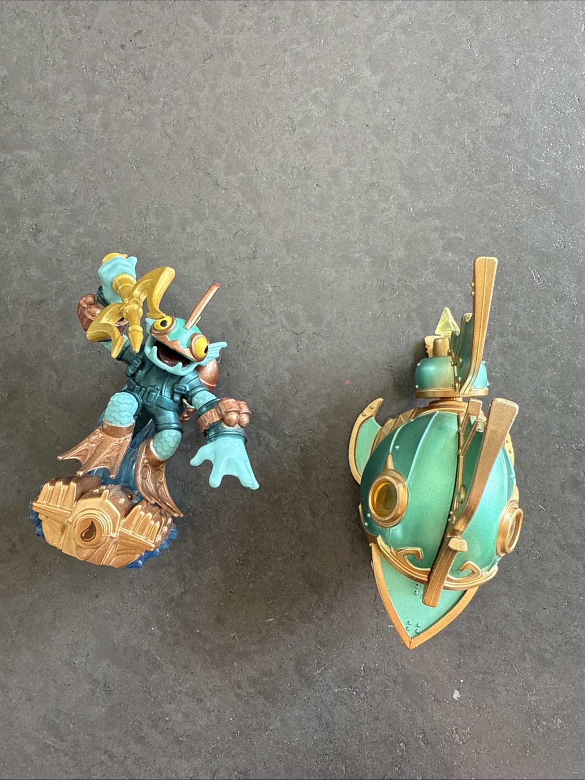 Skylanders Superchargers Deep Dive Gill Grunt & Reef Ripper Vehicle Set