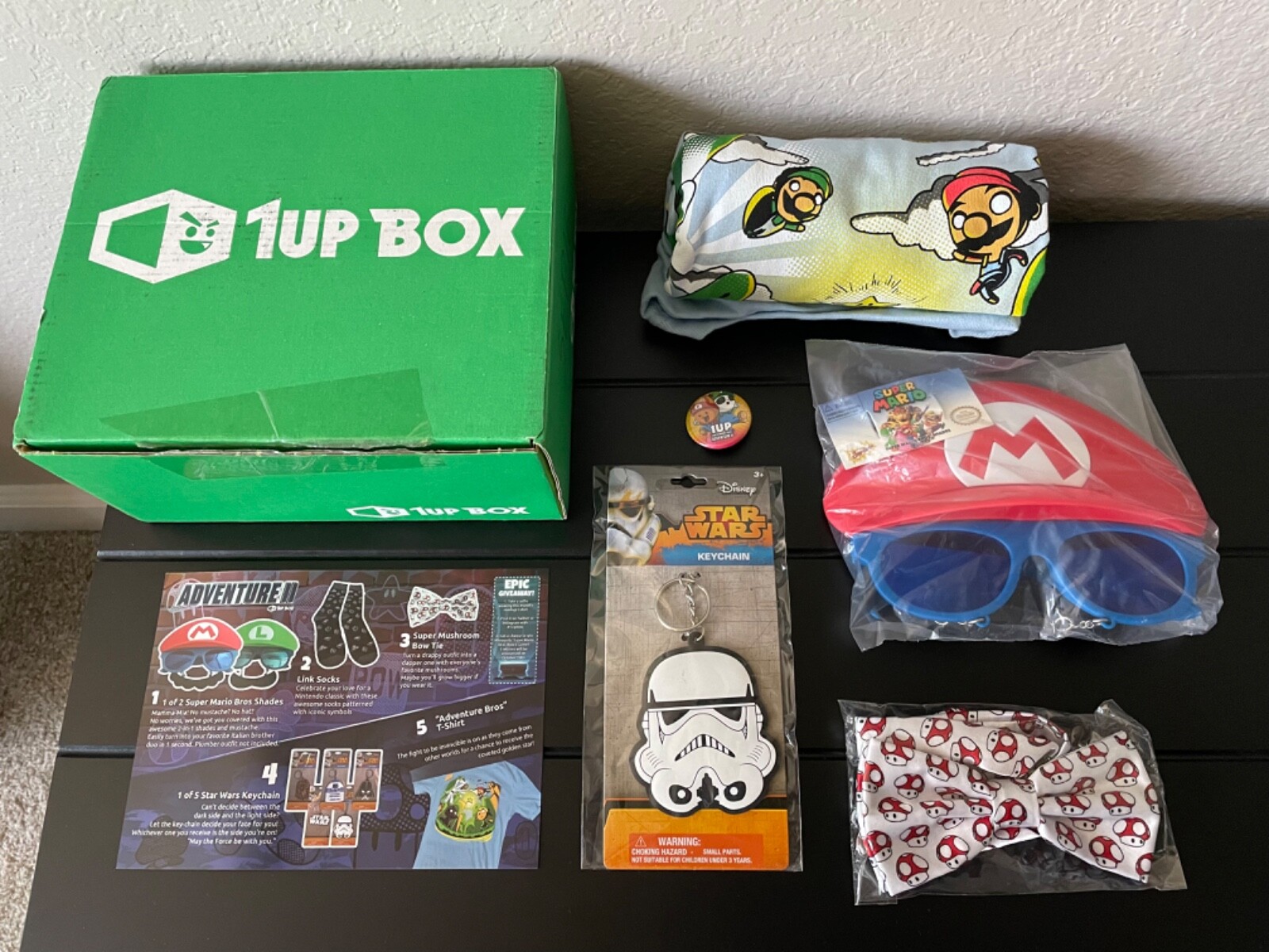 1UP Loot Subscription Box (September 2016) Tshirt, Gaming, Mario, Star Wars