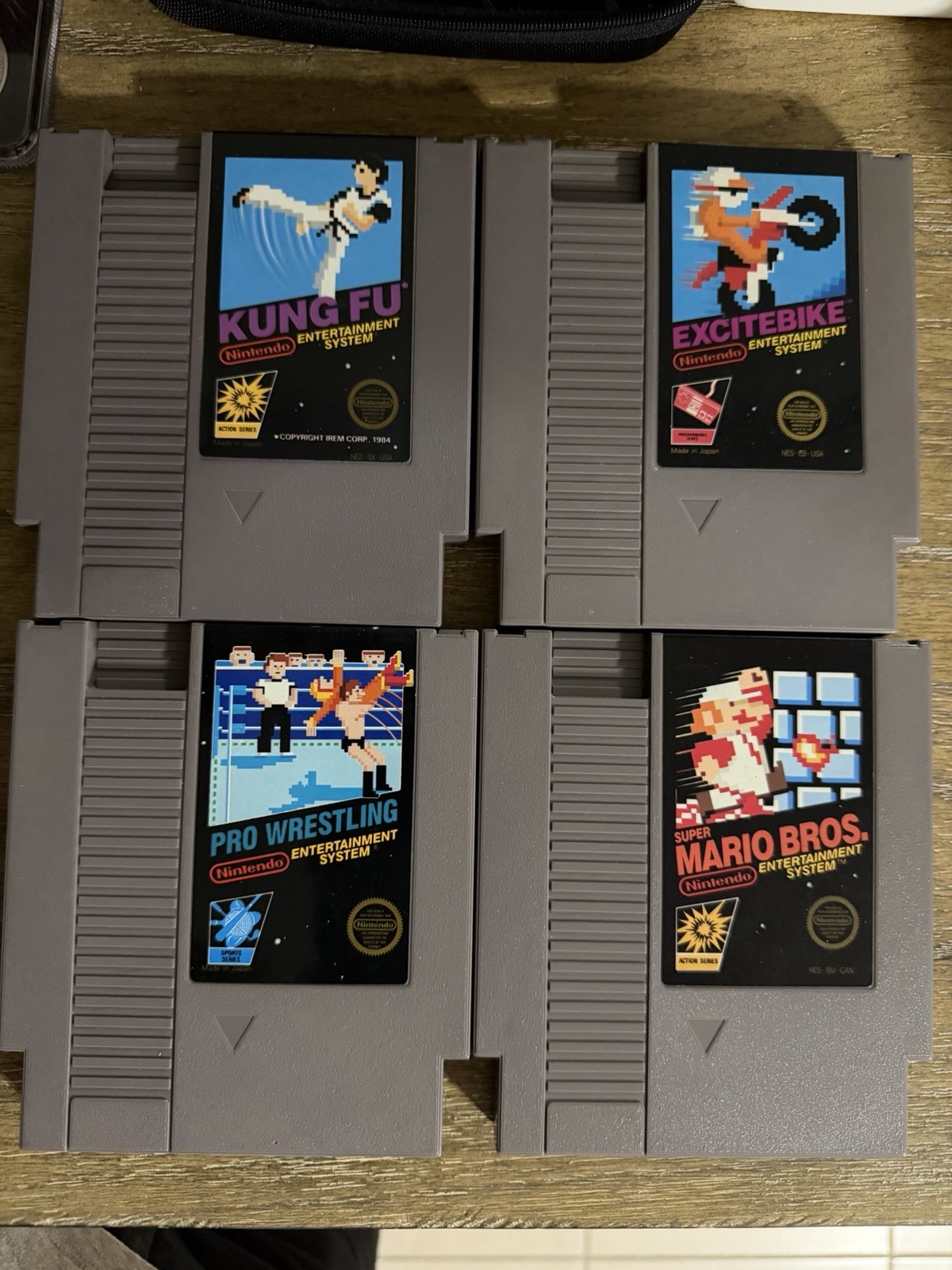 16 NES “Black Box” Games Lot– Early Production – With Some Manuals