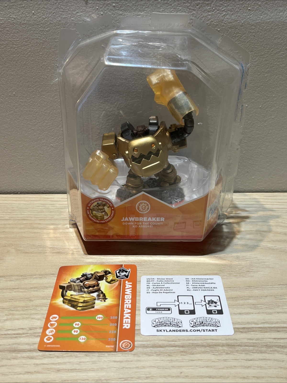 Skylanders Jawbreaker Trap Team Trap Master Toy Video Game With Card & Sticker