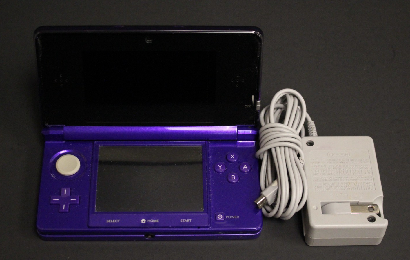 (RI2) Nintendo 3DS Midnight Purple System CTR-001 w/ Charger