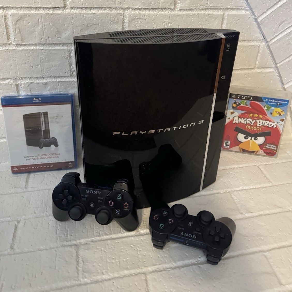 Sony PlayStation 3 PS3 CECHA01 Black 60GB Console w/ 2 Controllers + Games