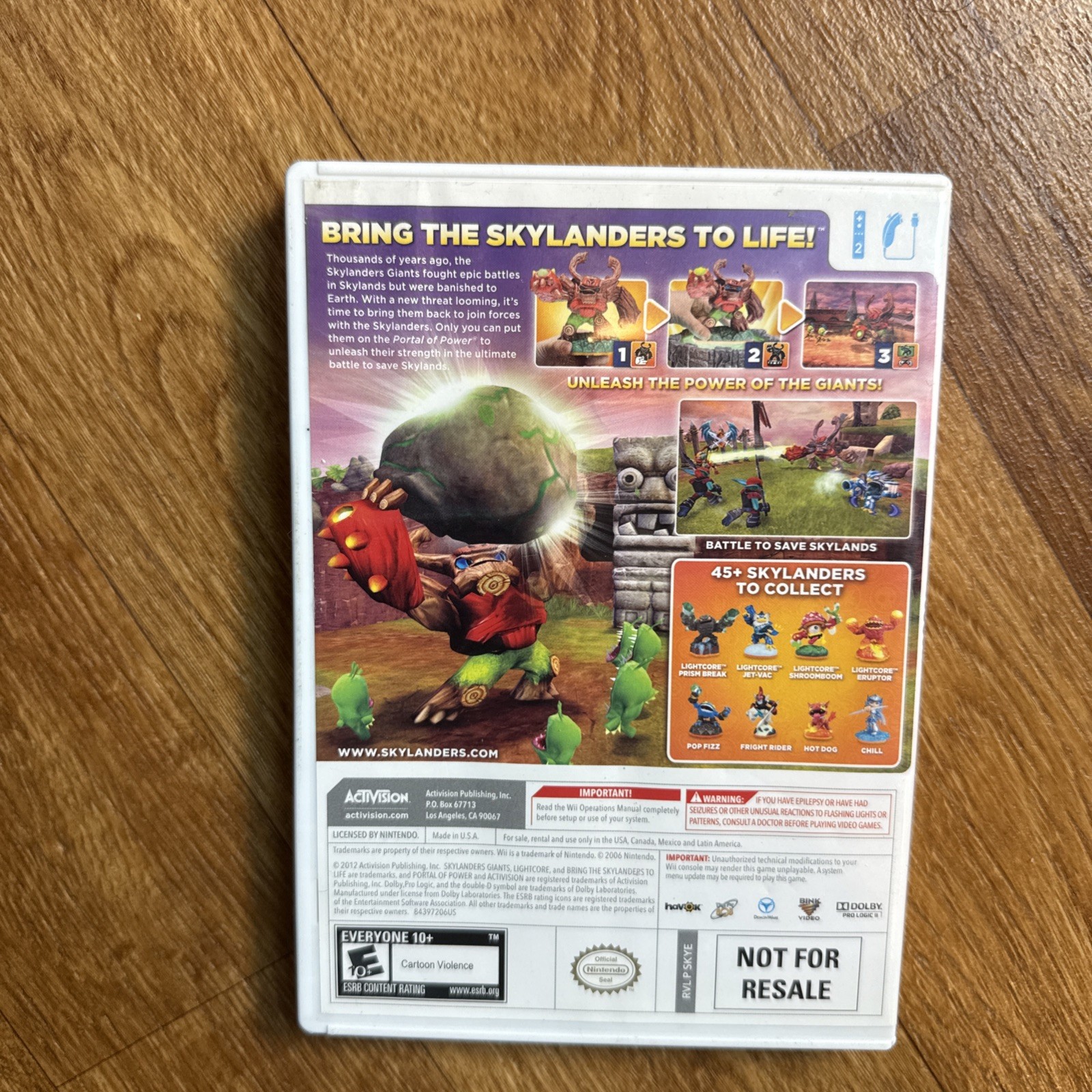 Activision Skylanders Giants Wii U Video Game & 14 Figures Bundle & Portal