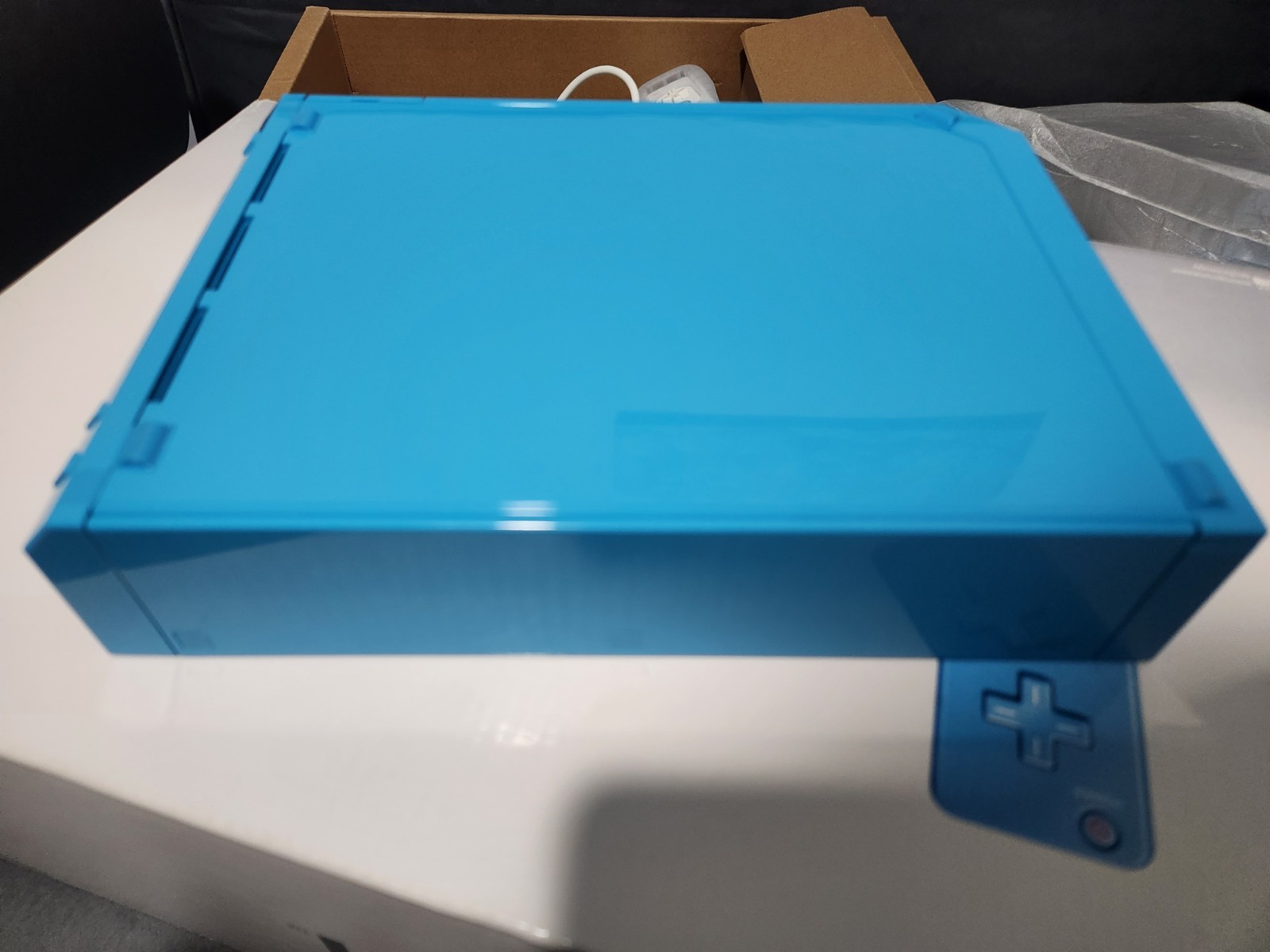 Nintendo Wii Limited Edition Blue Console In Original Box w/Wii Sports Disc