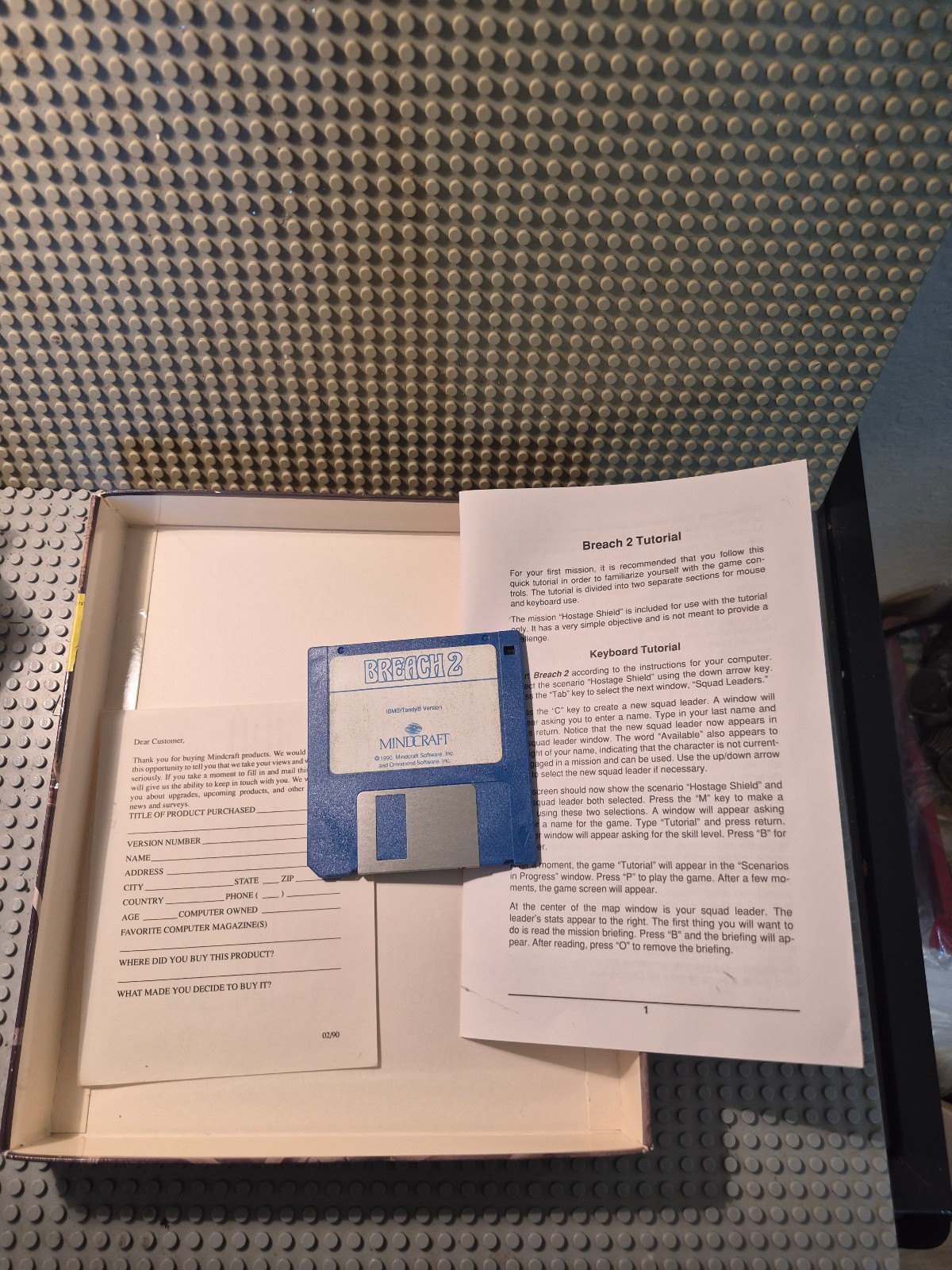 Breach 2 PC Game (Mindcraft 1990) IBM DOS manual game very good