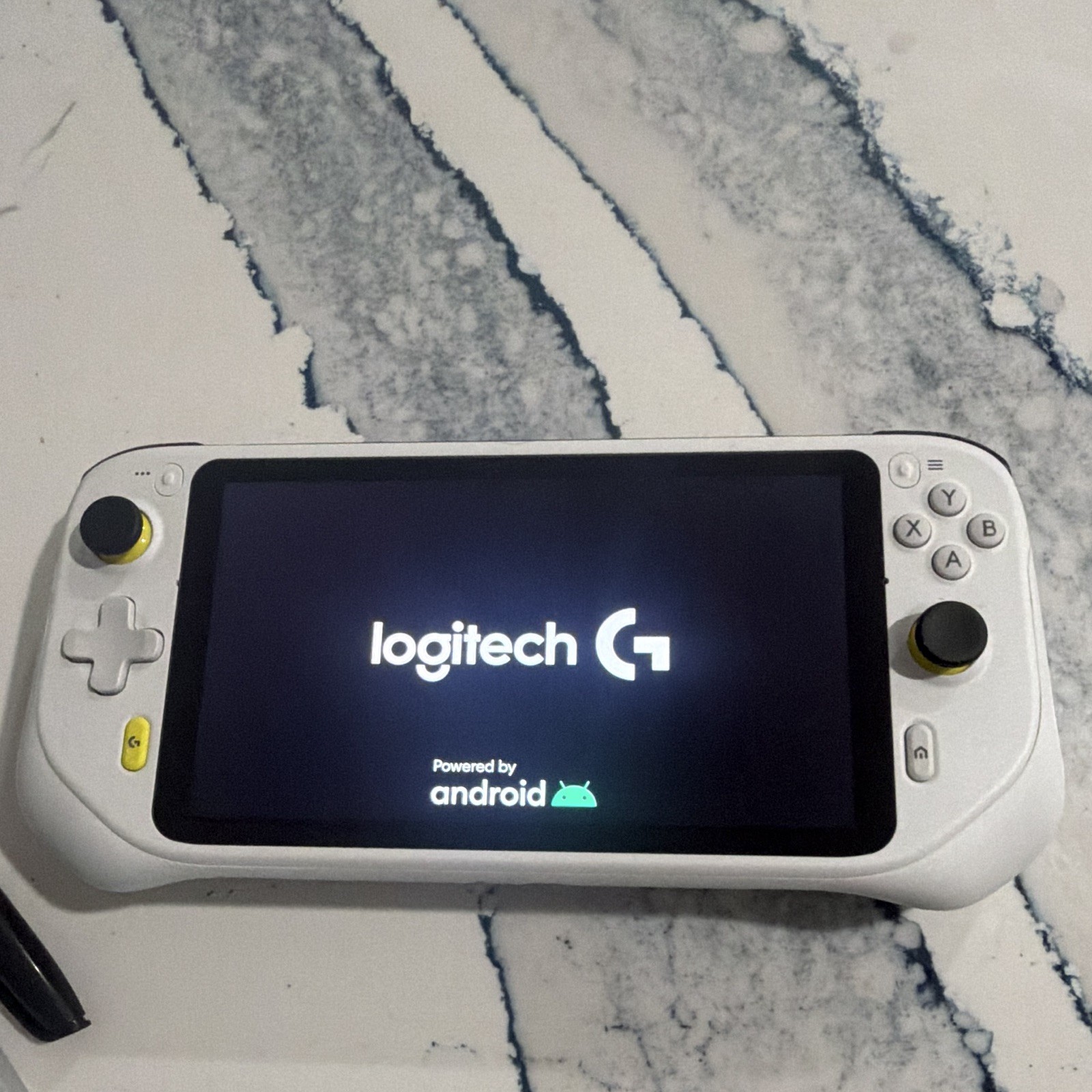 Logitech G Cloud Handheld Gaming Console White Android 64GB 1080p Wi‑Fi USB‑C