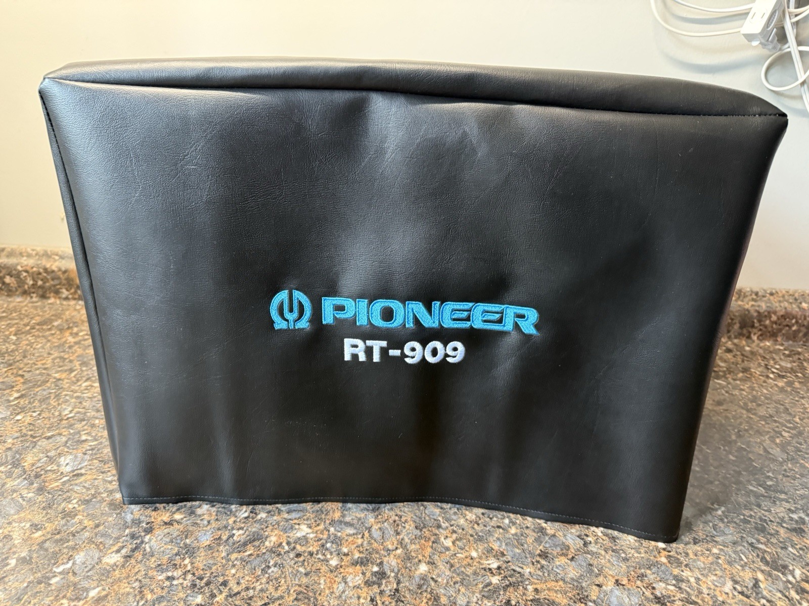 Pioneer RT-909 Signature Series Dust Cover