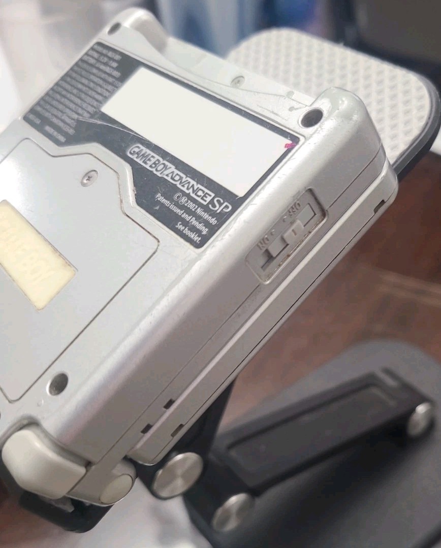 Nintendo Game Boy Advance SP AGS-001 Silver Console with Charging Cable