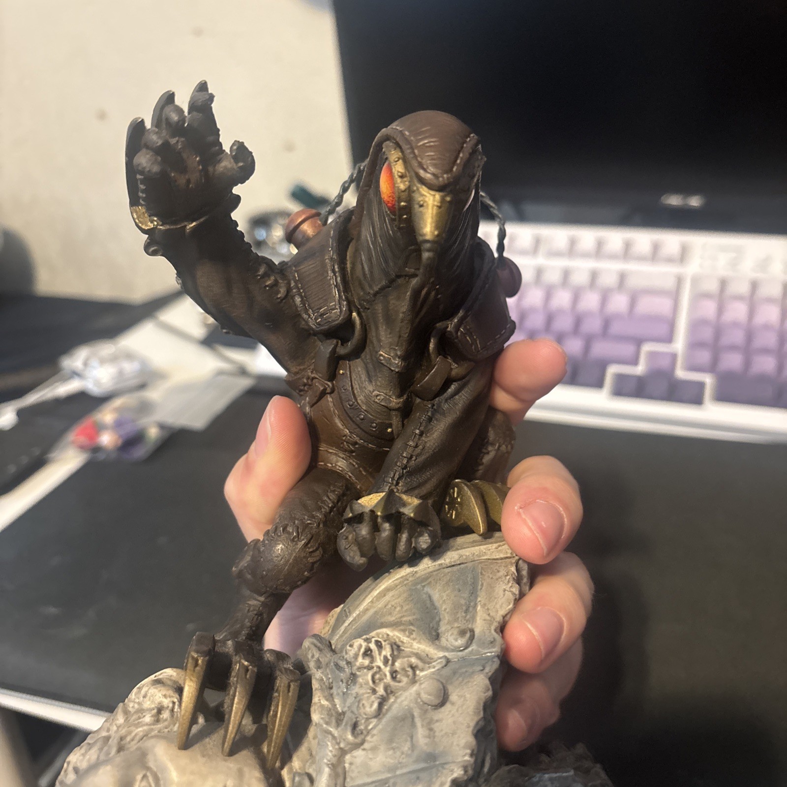 BioShock Infinite Ultimate Edition SONGBIRD PVC Statue No Box No wings