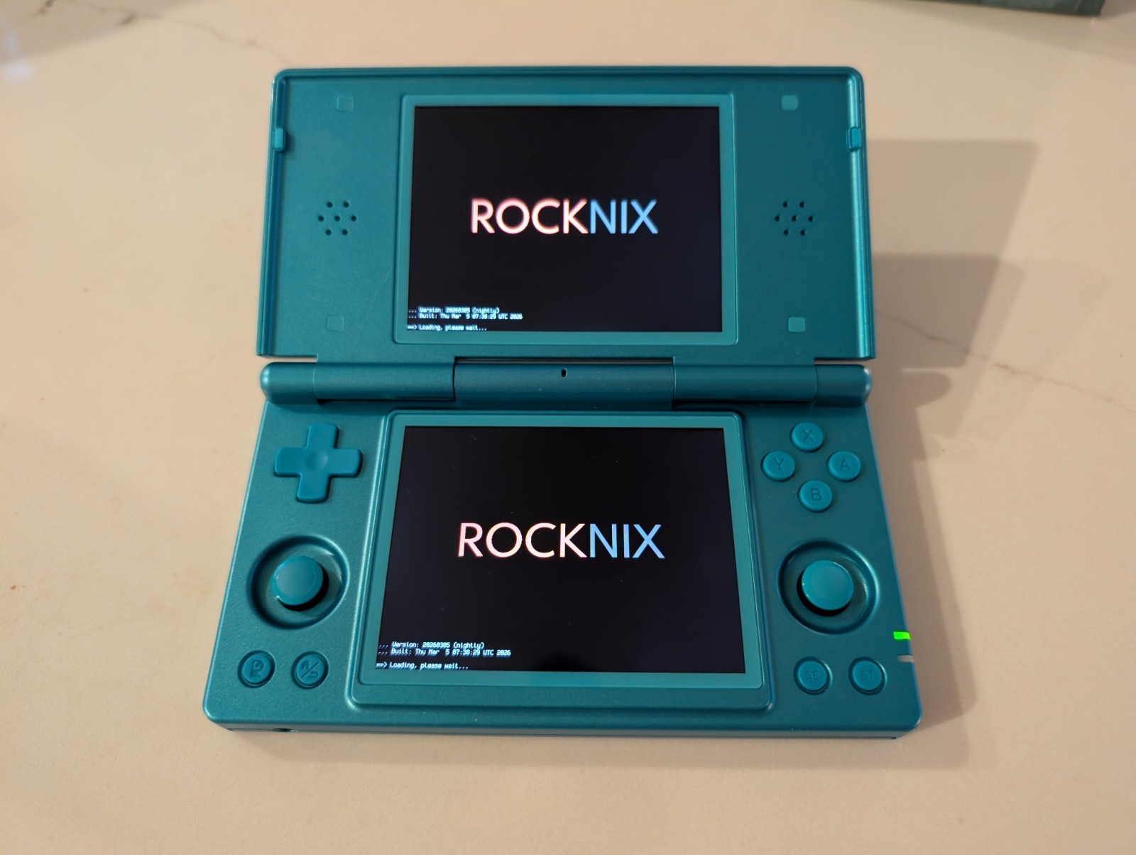 Anbernic RG DS – Turqouise Blue Teal Dual Screen with Rocknix Custom OS