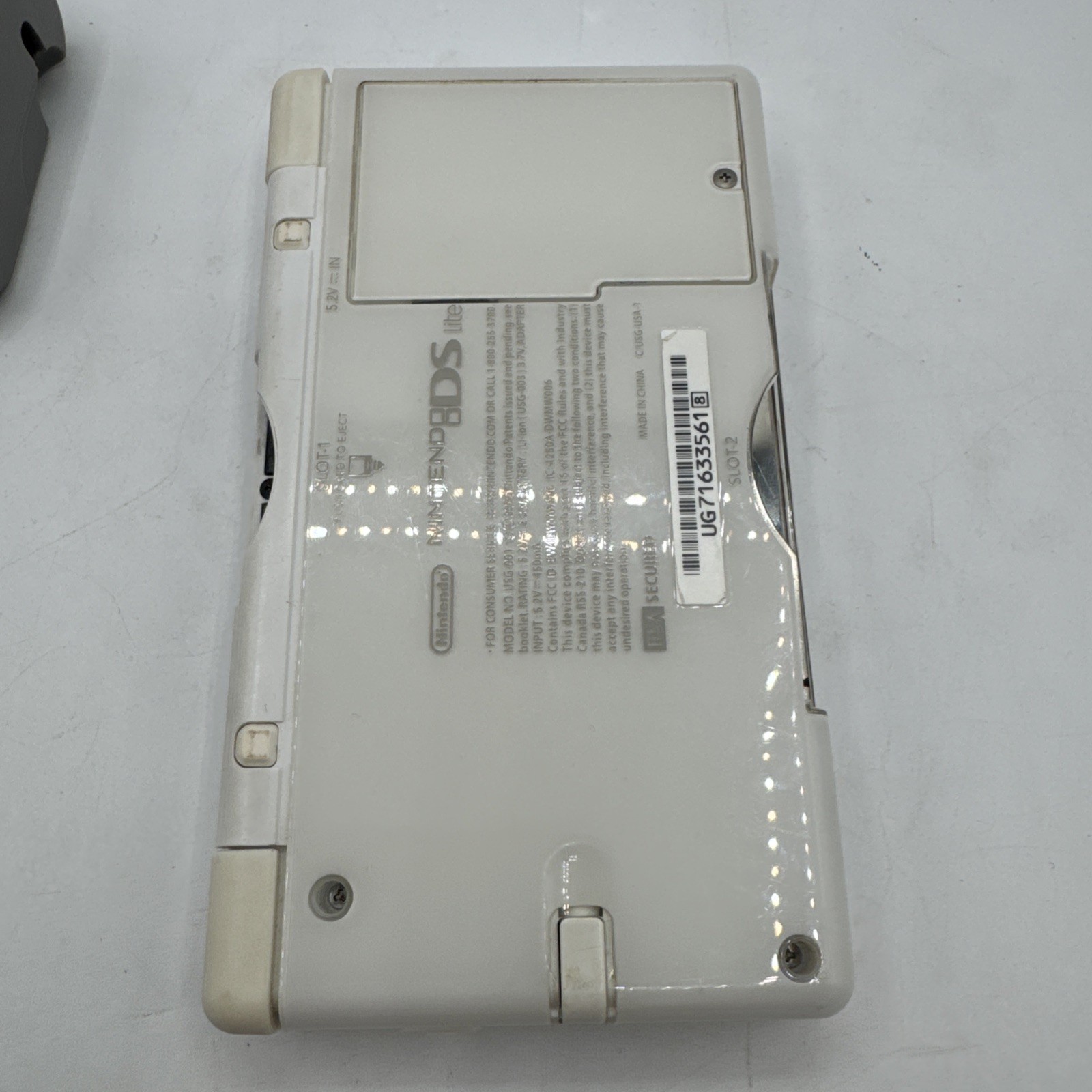 Nintendo DS Lite Handheld Console – Polar White Tested W/ Stylus & Charger