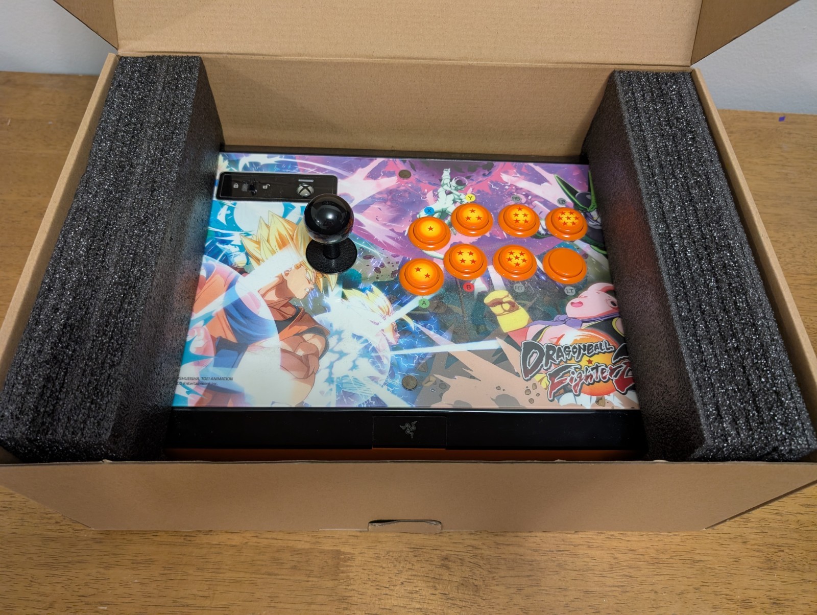 Razer Atrox Arcade Stick For Xbox One Dragon Ball FighterZ Edition