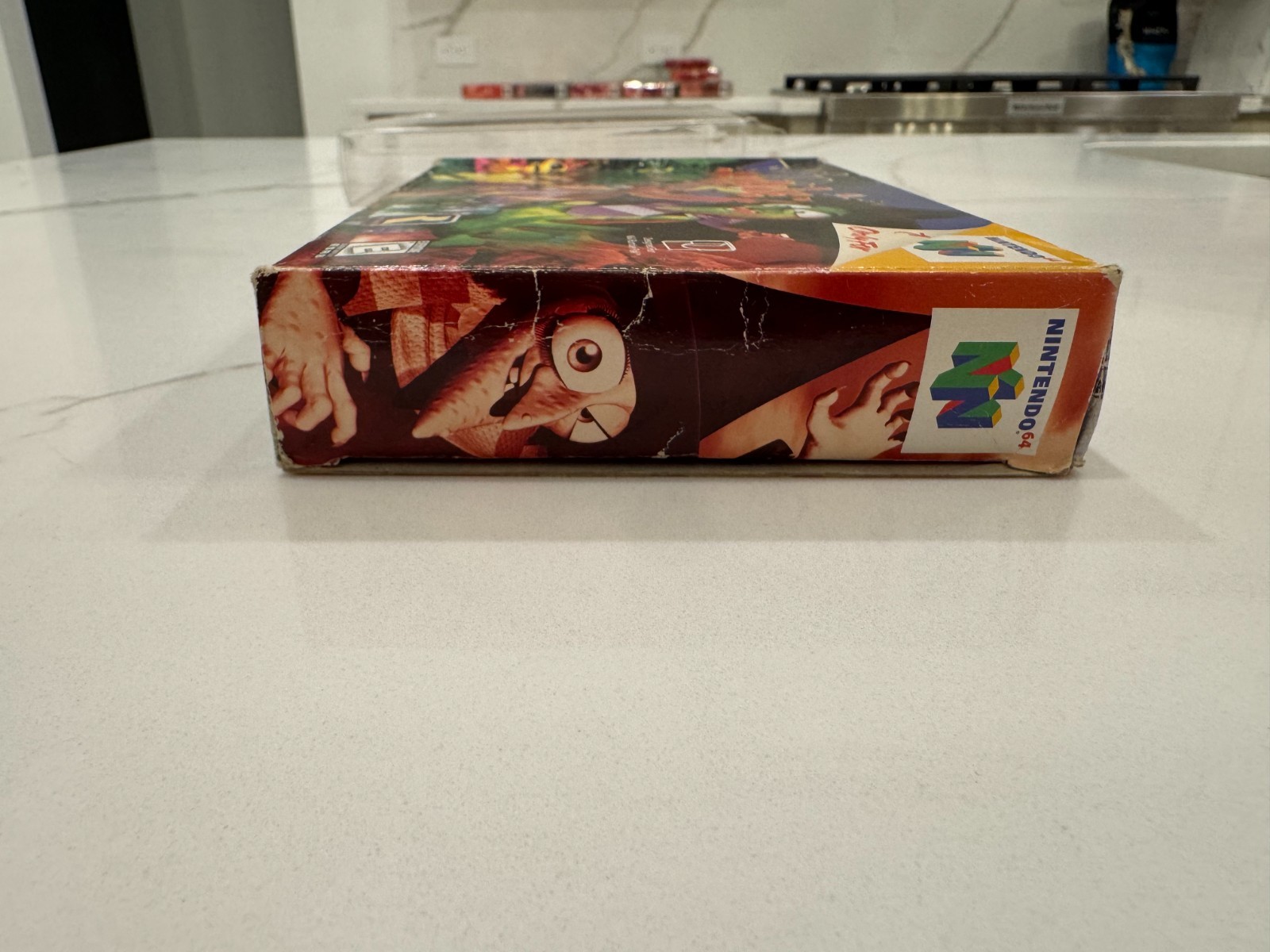 Banjo Kazooie Complete in box – great condition with protective covers