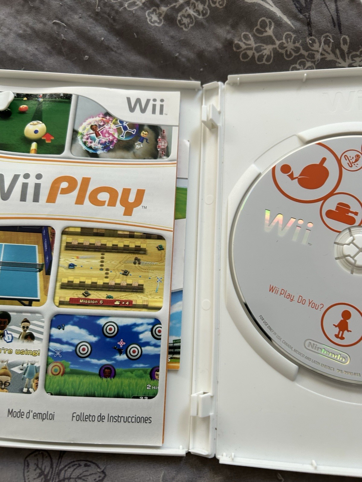 Nintendo Wii Play + Wii Sports Nintendo Wii NTSC-U/C 2007 E w/ Complete