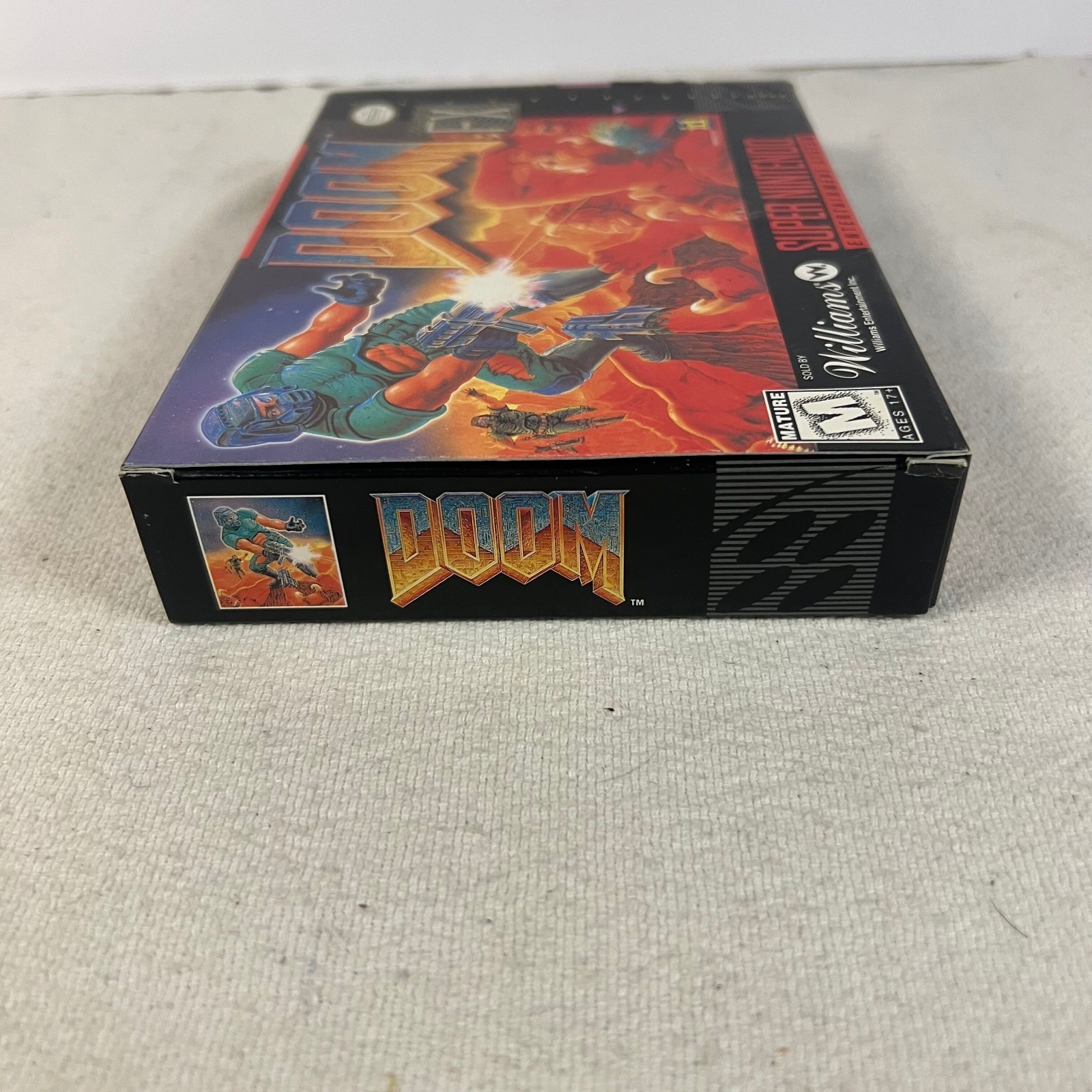 Doom Super Nintendo Entertainment System 1995 Complete CIB Manual Dust Cover