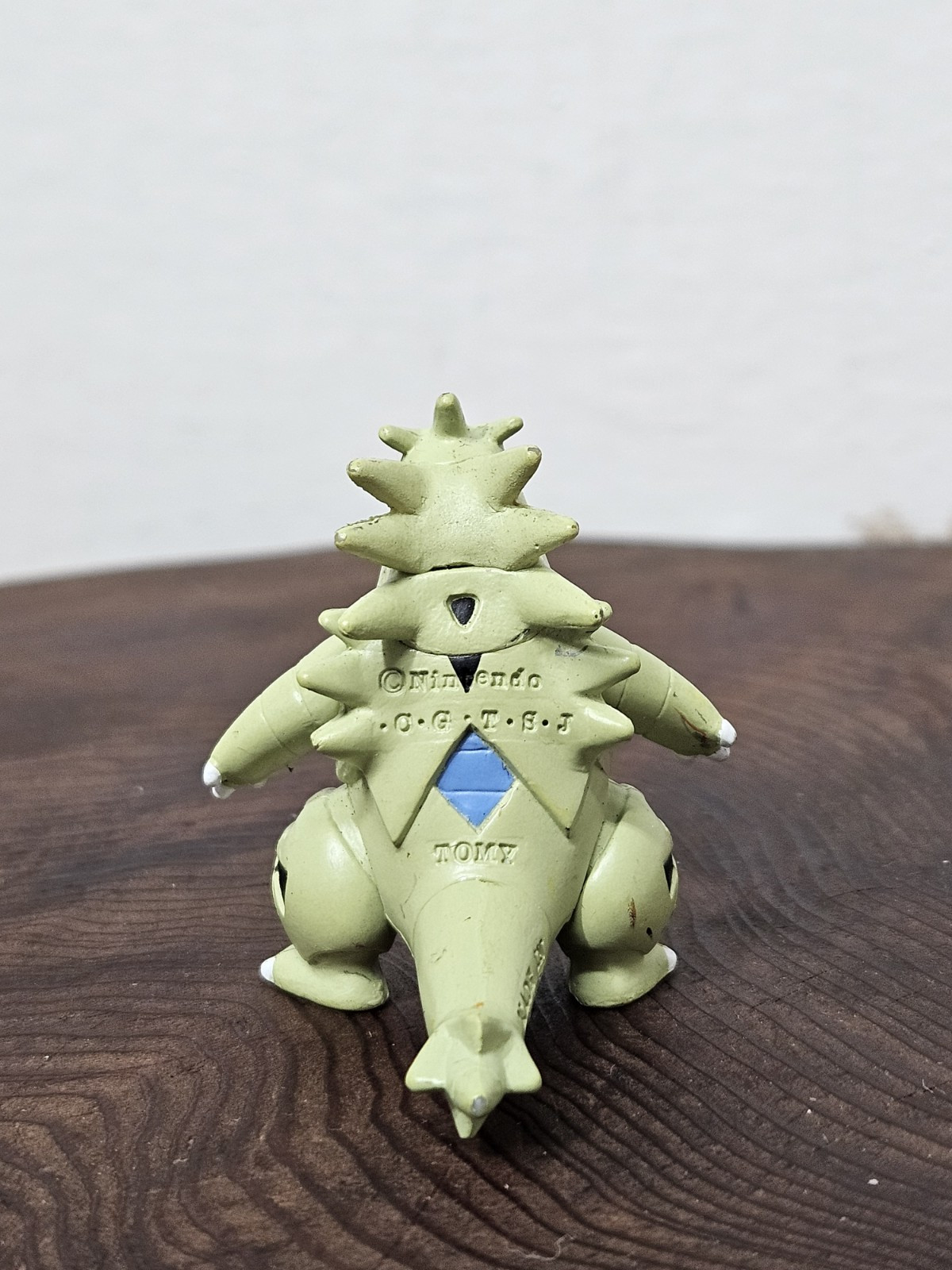 Tyranitar (Lighter color) Pokemon Monster Collection Figure Tomy D06 1.8in