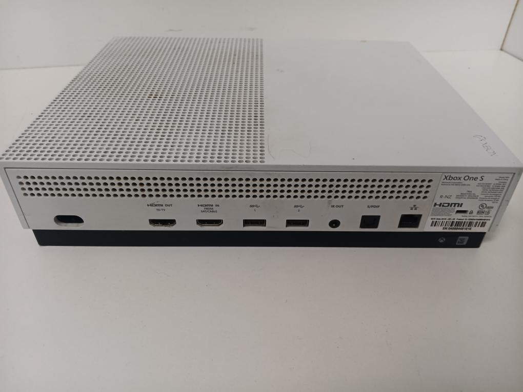 MICROSOFT XBOX ONE S CONSOLE 500GB 1681 (P08037555)