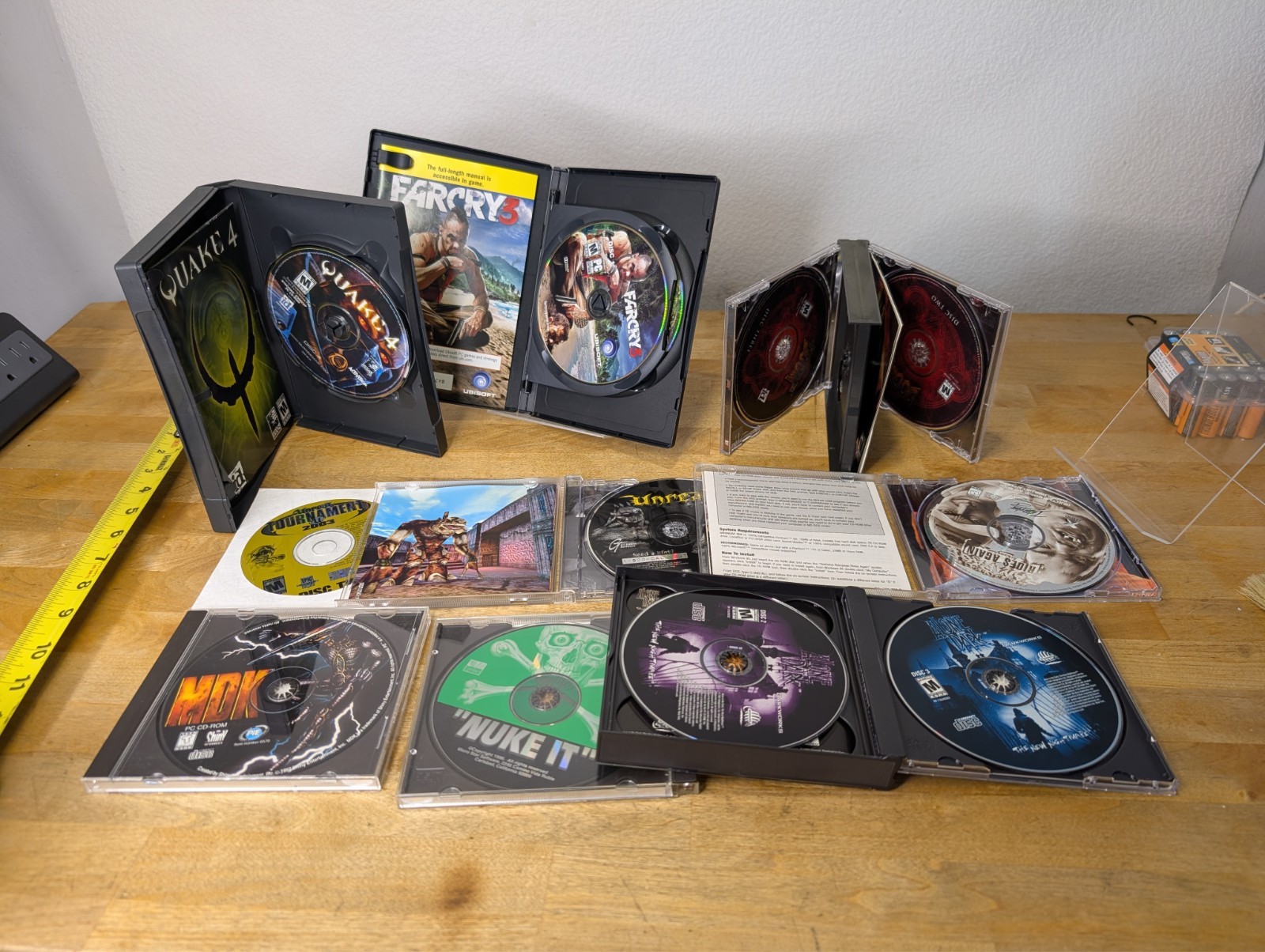 Vintage FPS PC Games Lot Quake, Doom, Unreal, MDK, Far Cry 3
