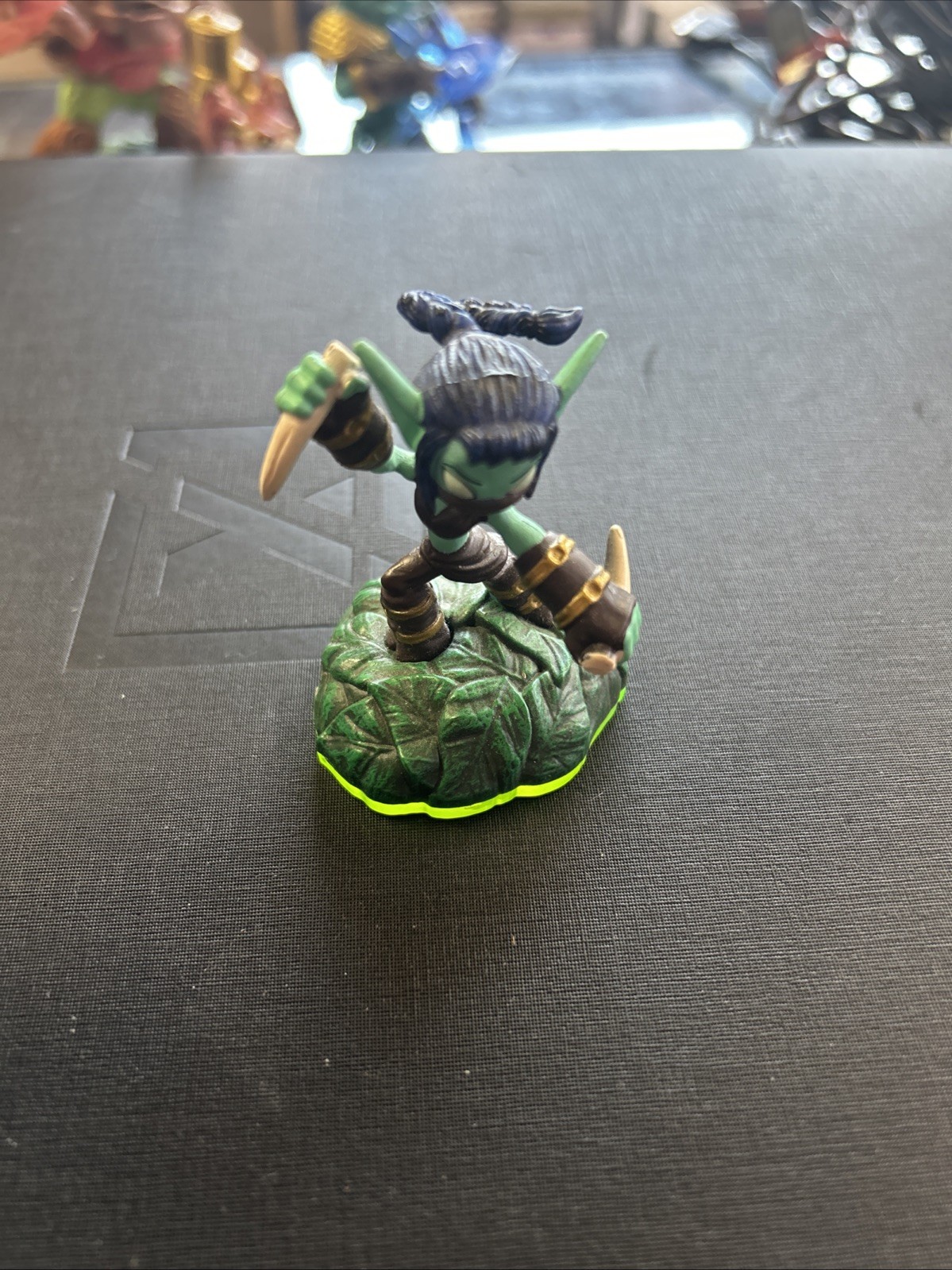 Skylanders Spyro’s Adventure Stealth Elf Figure