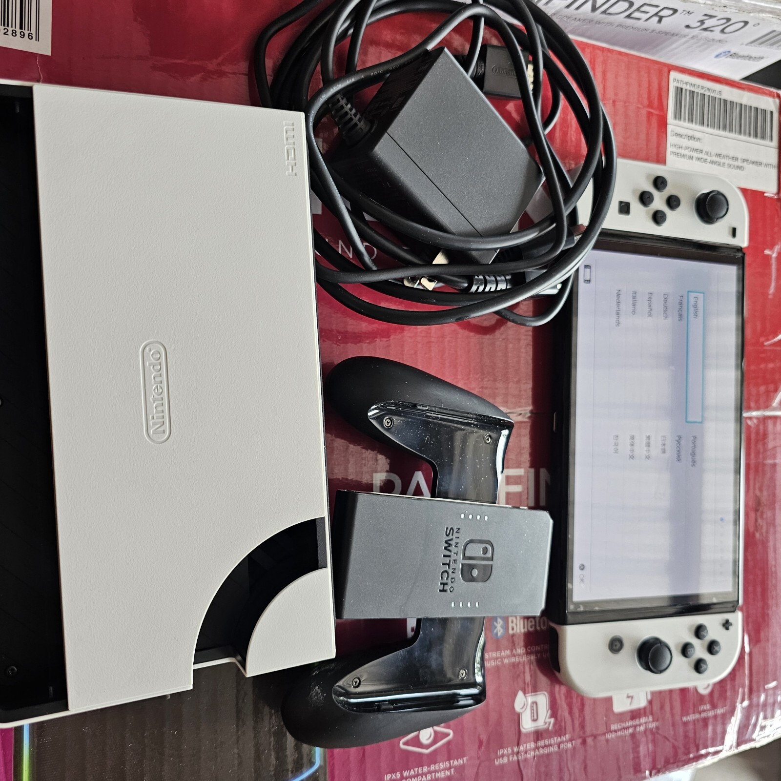 Nintendo Switch OLED Model HEG-001 Handheld Console – 64GB – White