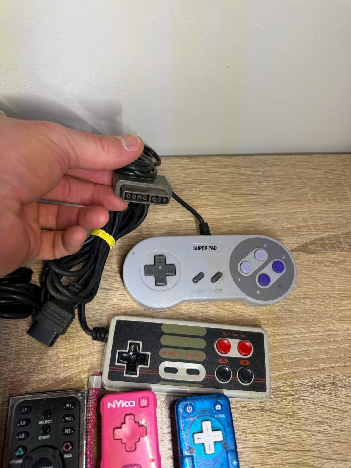 Video Game Controller Lot 3rd Party UNTESTED READ THE DESCRIPTION