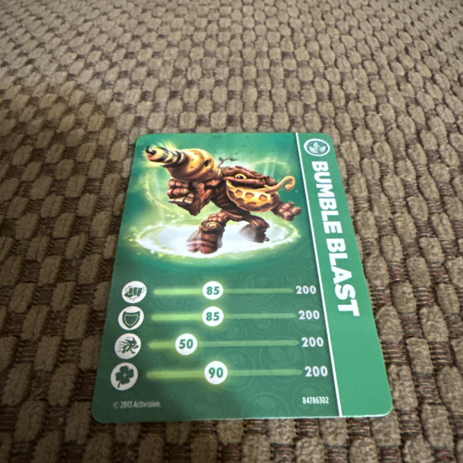 Skylanders Bumble Blast and Jolly Bumble Blast Figures With Stickers And Cards