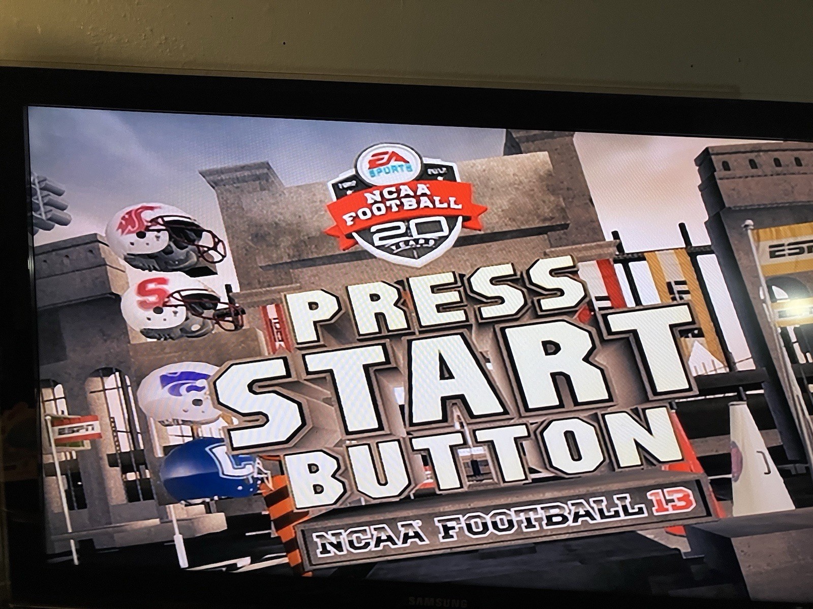 NCAA Football 13 (Microsoft Xbox 360, 2012) Tested And Working