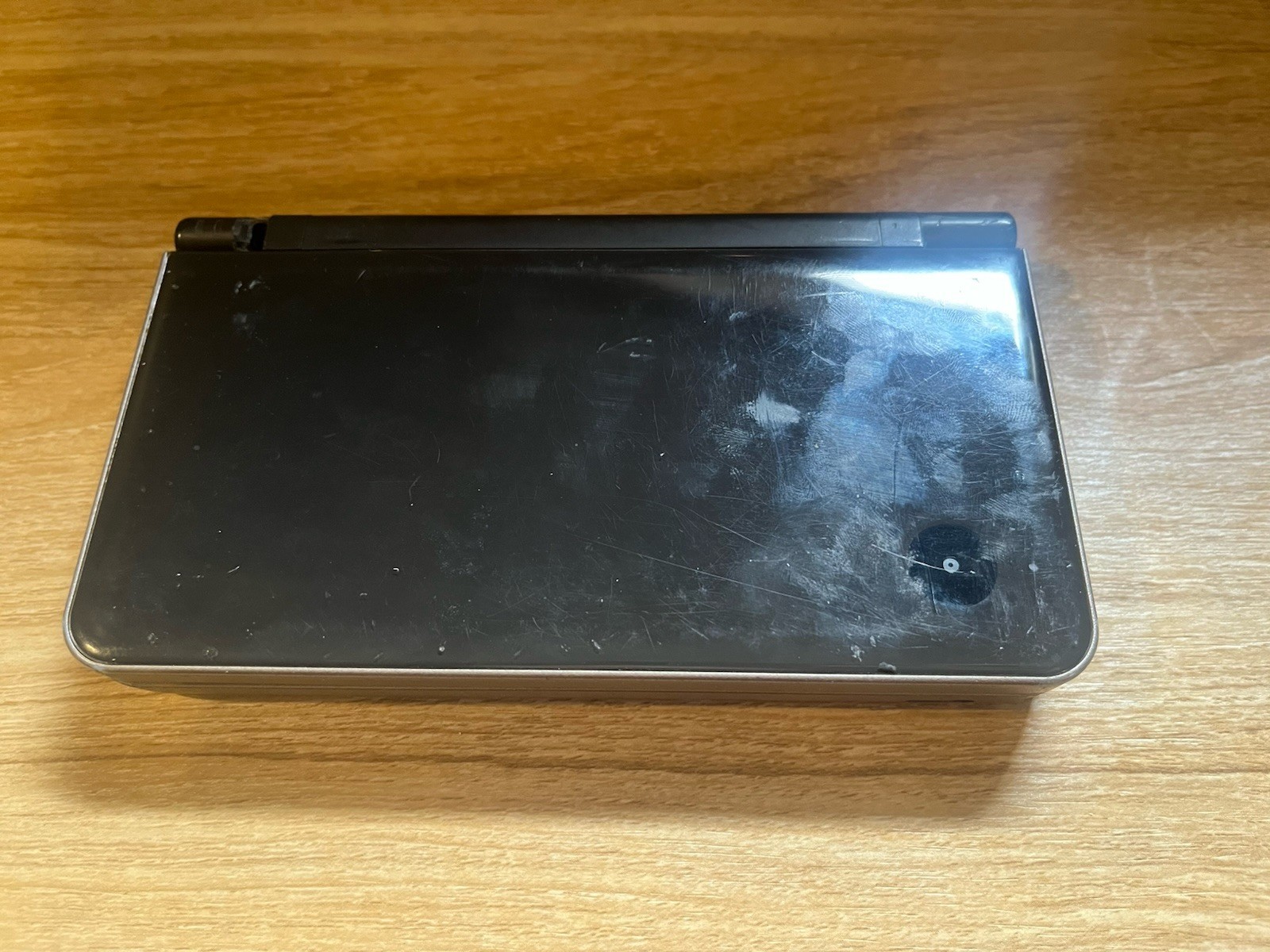 PARTS REPAIR Nintendo DSi XL Handheld System BROKEN HINGE POWERS ON PLAYS GAMES