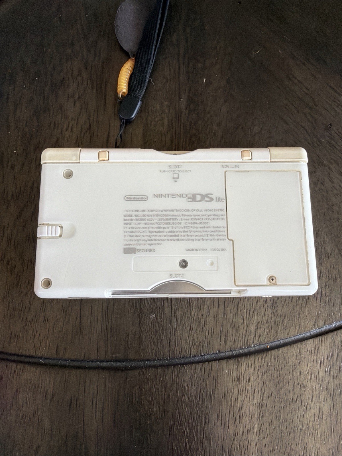 Nintendo DS Lite White Handheld System Working Condition W/stylus And Charger