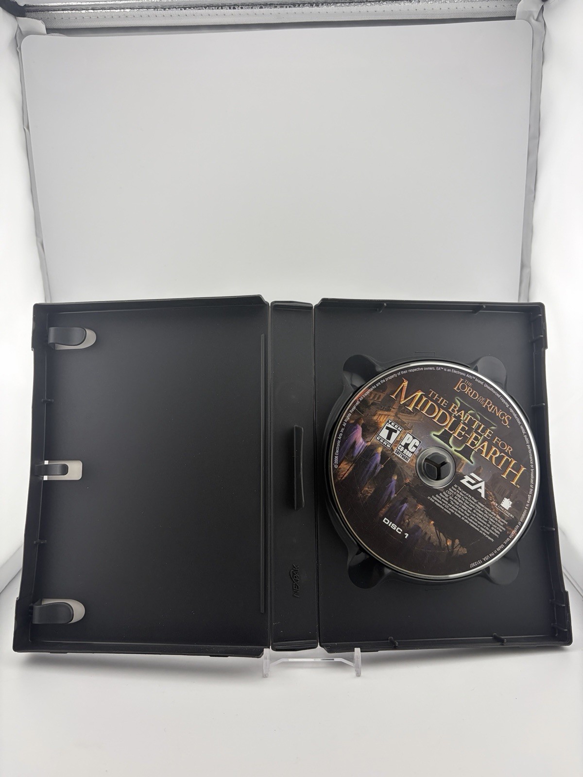 Lord of the Rings The Battle for Middle Earth 2 II (PC 2006) Discs 1-6 No Manual
