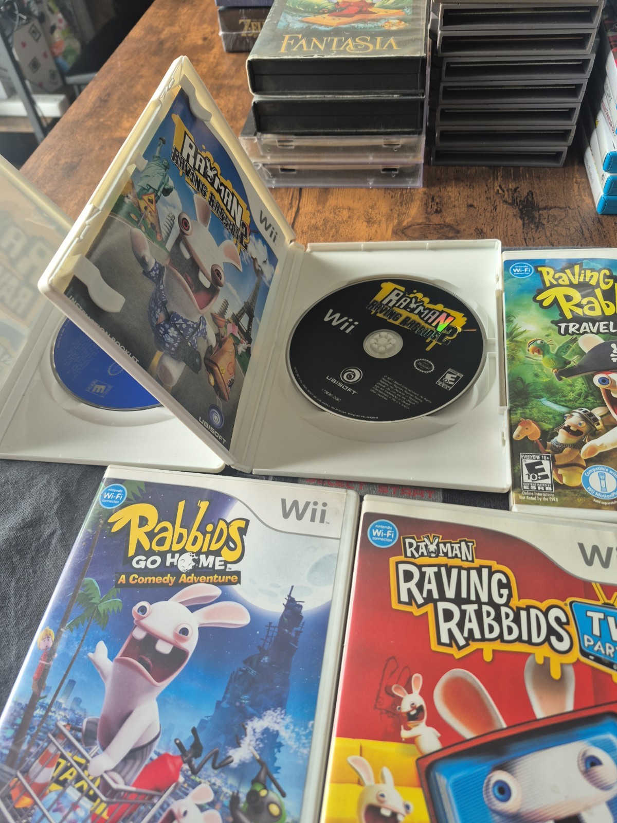 Nintendo Wii RAYMAN RAVING RABBIDS 5 Game CollectionFUN