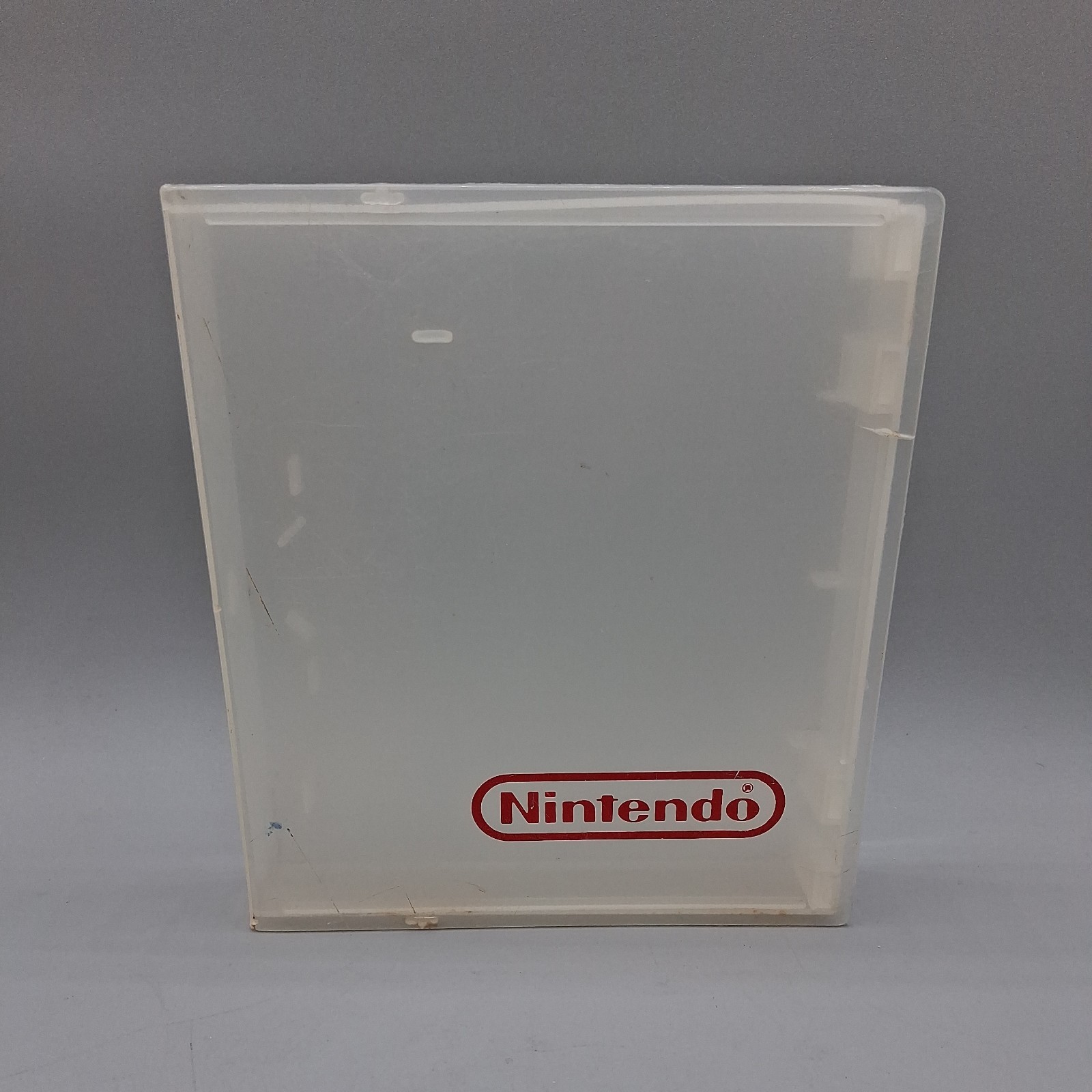 Nintendo: Clear Plastic NES Cartridge Hard Clamshell Case 5 1/4 x 6″ (SCW13)