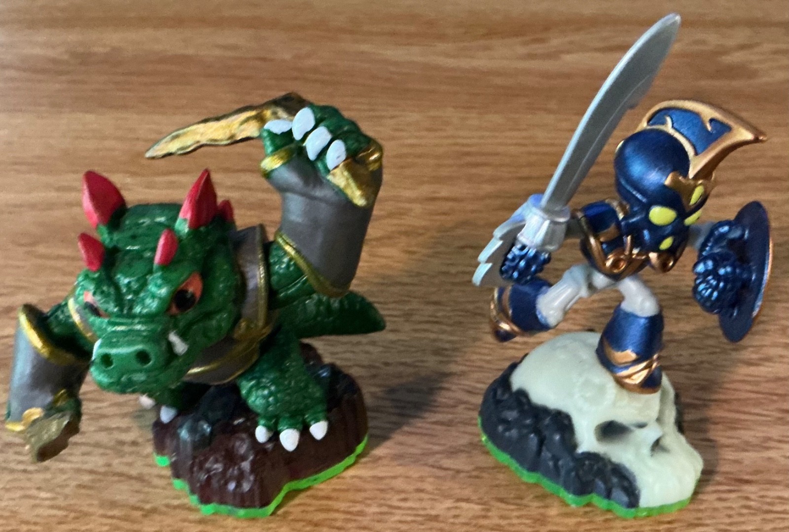 Lot of 14 Activision Skylanders Green Base PORTAL VOODOOD WARNADO DINO RANG ZOOK