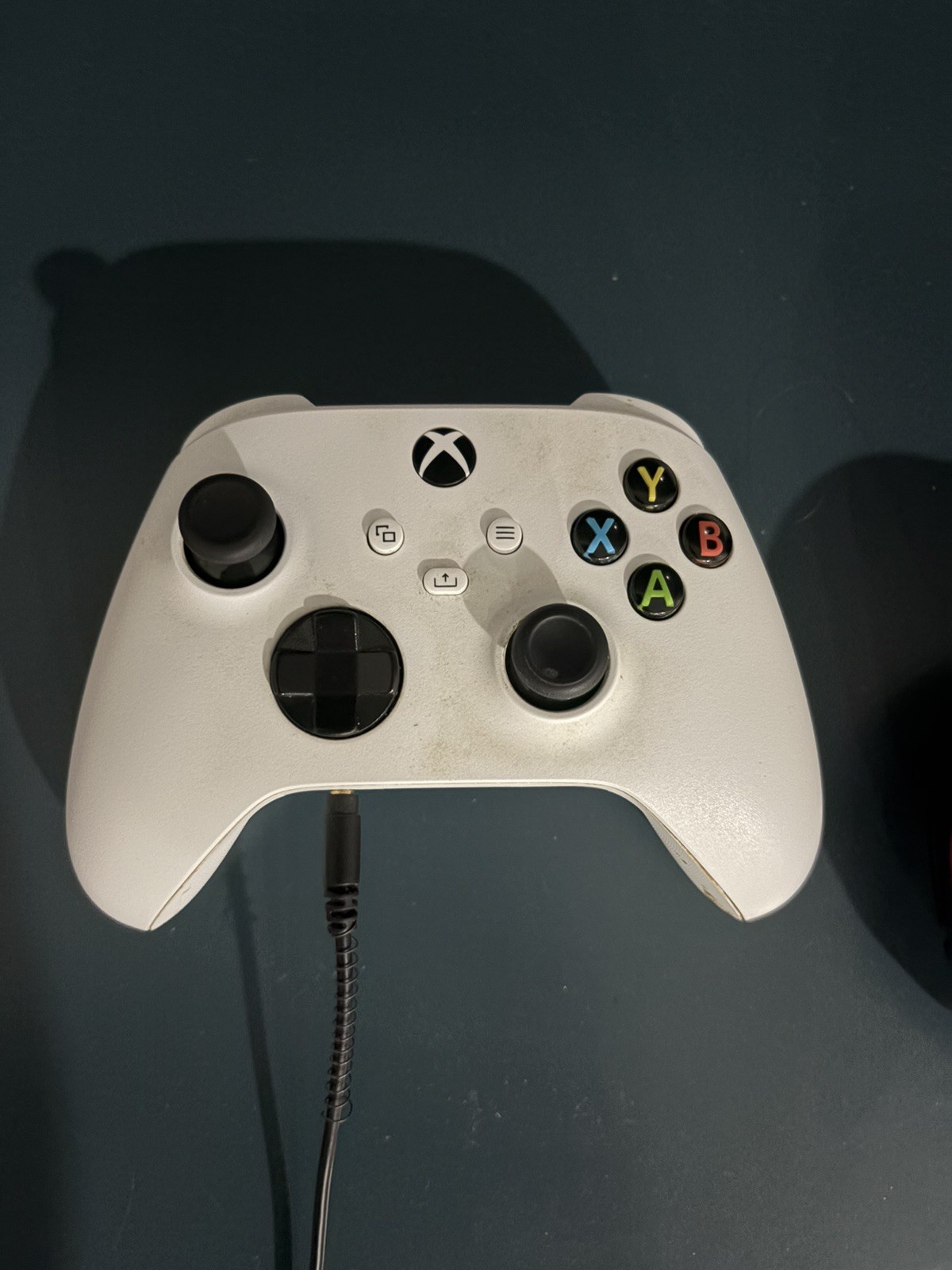 Microsoft Xbox One S 500GB 4K UHD White Console w/ White Controller HDMI Cable