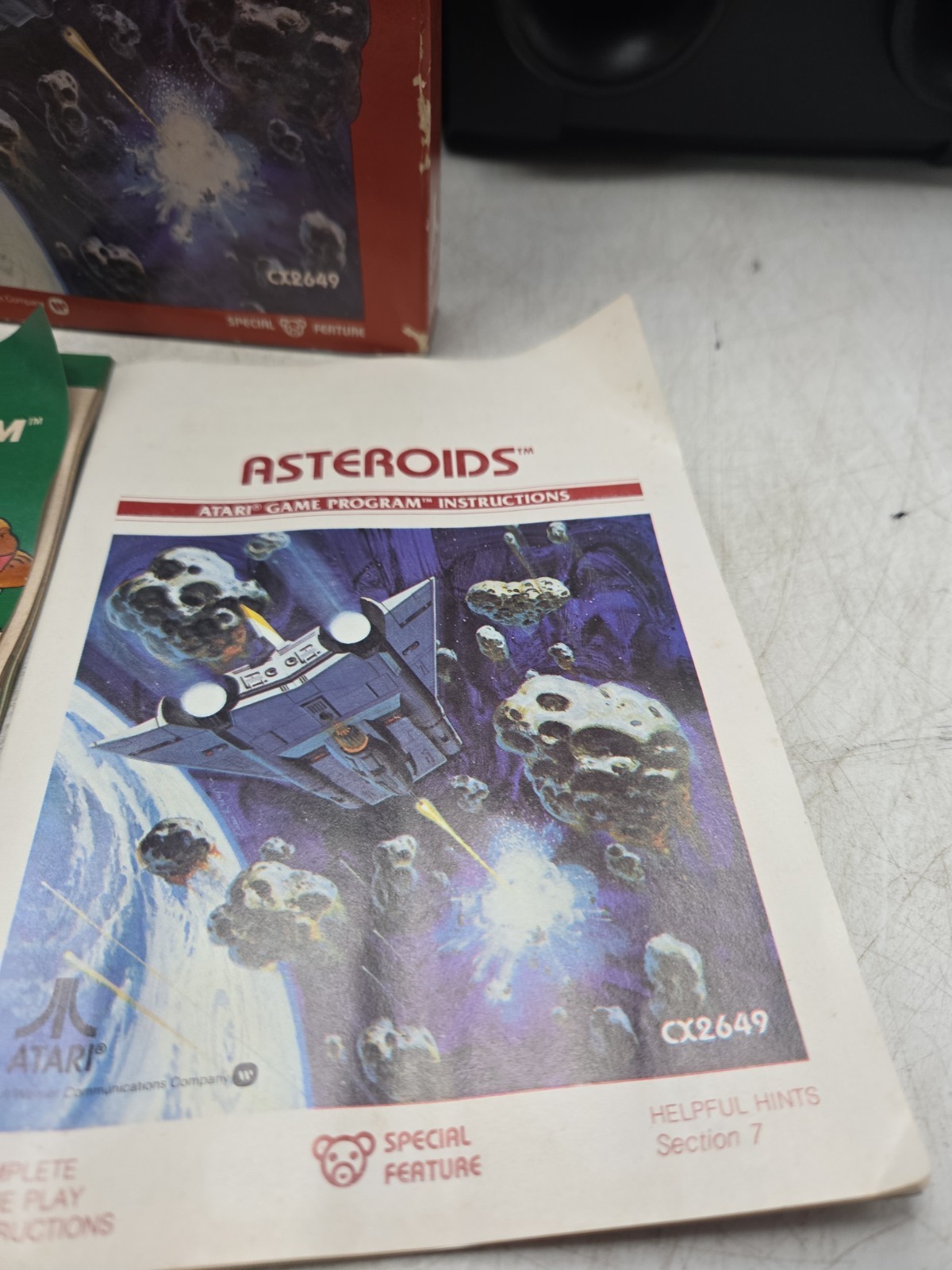Asteroids Atari 2600 Video Game Cartridge 1981 CIB Complete with Box & Manual