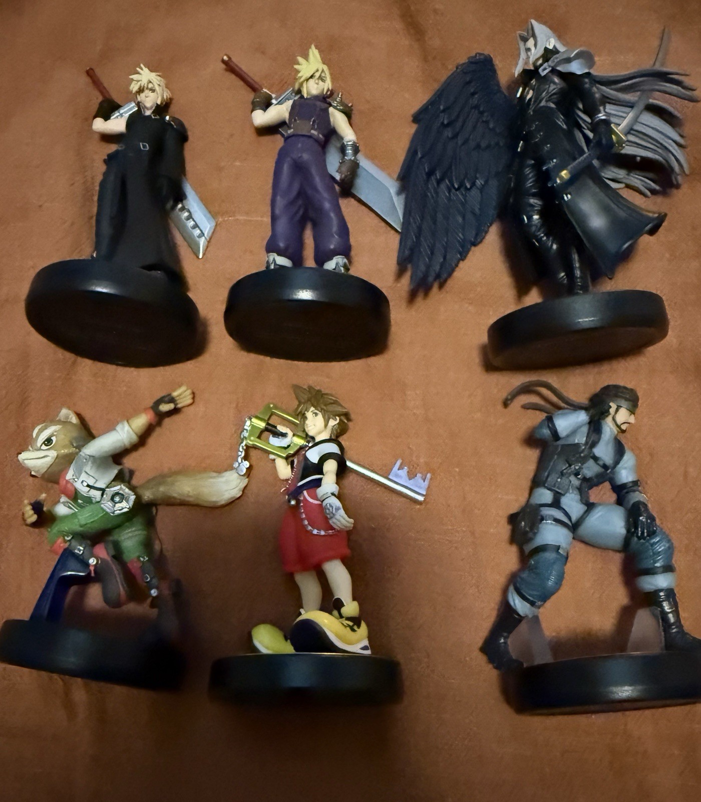 Nintendo Amiibo Lot Of 6 Figures Cloud Sephiroth Fox Snake Sora