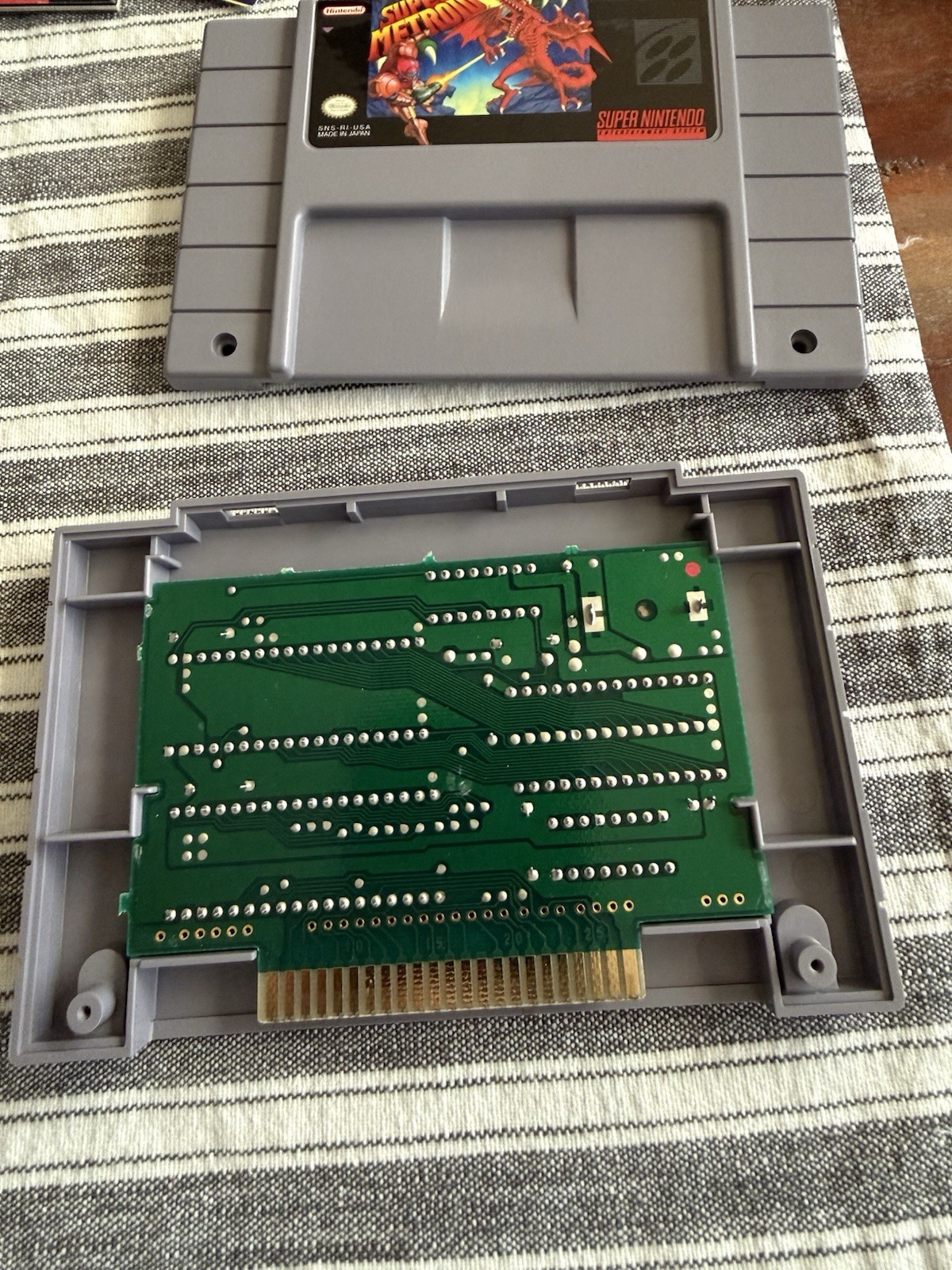 Super Metroid SNES Super Nintendo 100% Complete In Box 1st Print Manual Inserts