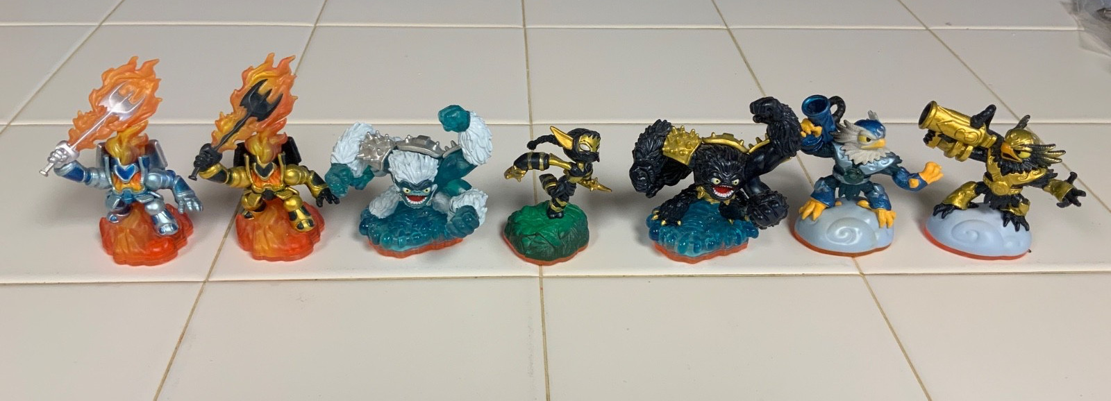 Skylanders Giants lot (7): Legendary Ignitor Slam Bam Jet-Vac Stealth Elf, etc