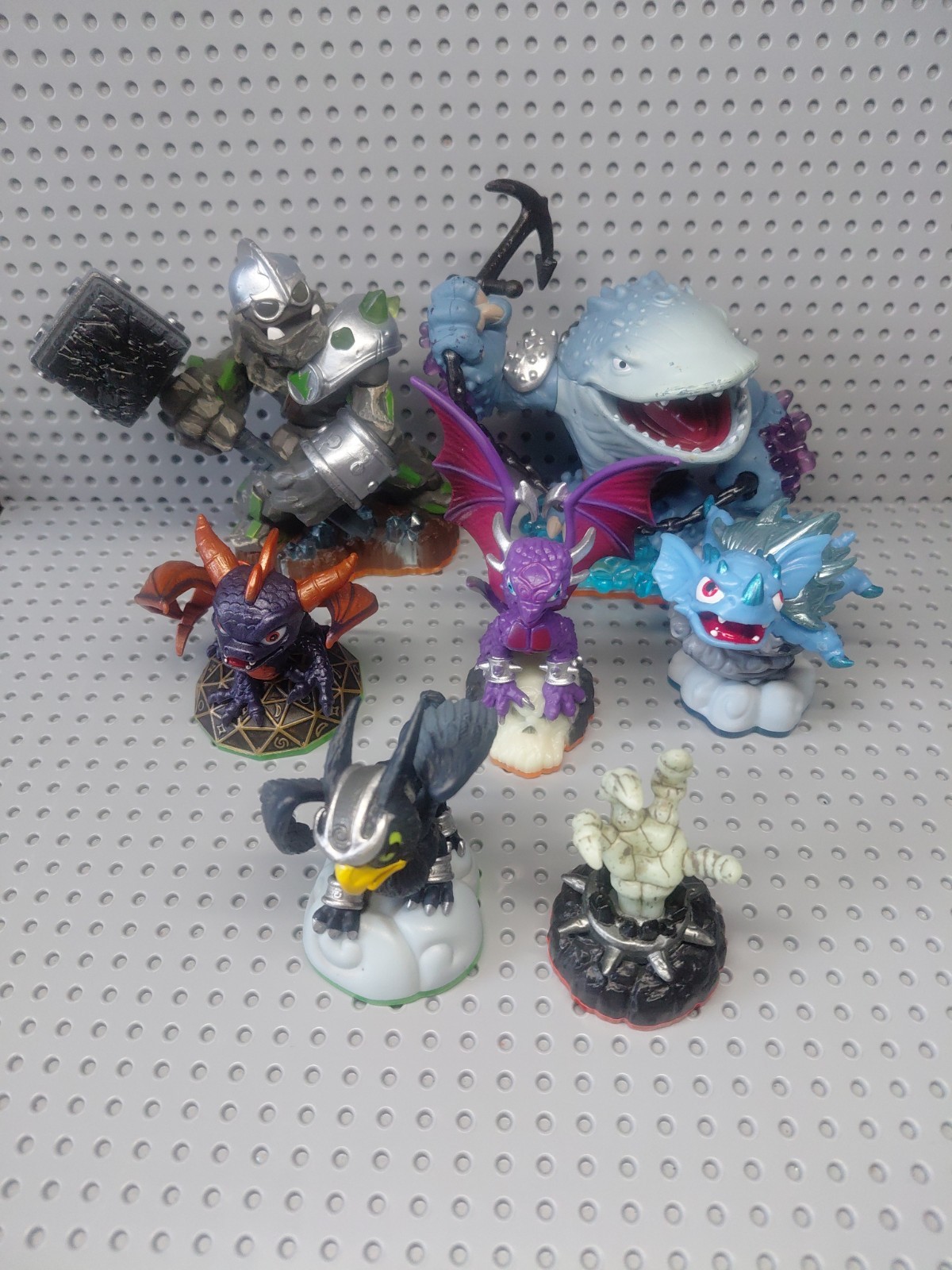 Activision Skylanders Mixed Lot Of 7 Action Figures Video Game Collectible