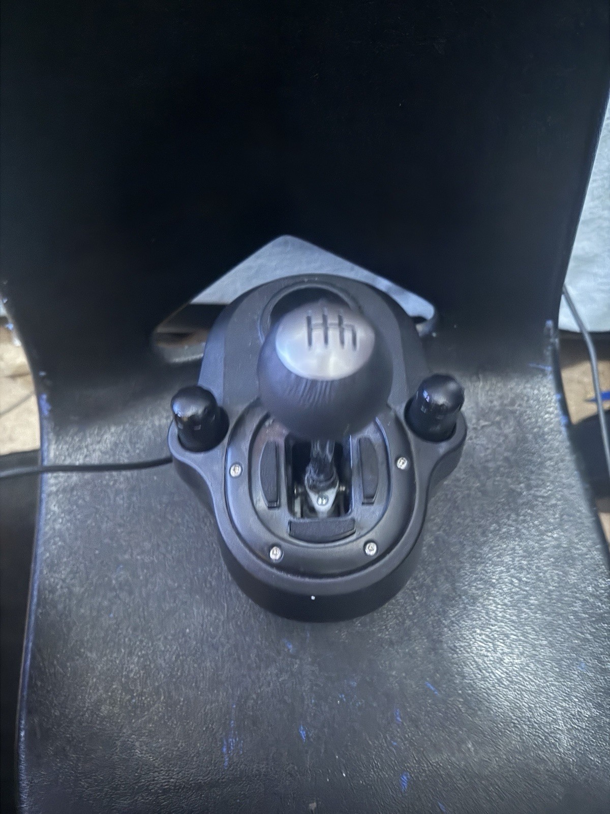 Logitech G920 Driving Force Racing Wheel and Floor Pedals and Shifter