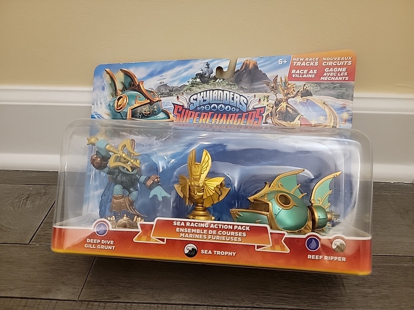 Skylanders SuperChargers Sea Racing Action Pack Gill Grunt Reef Ripper Trophy