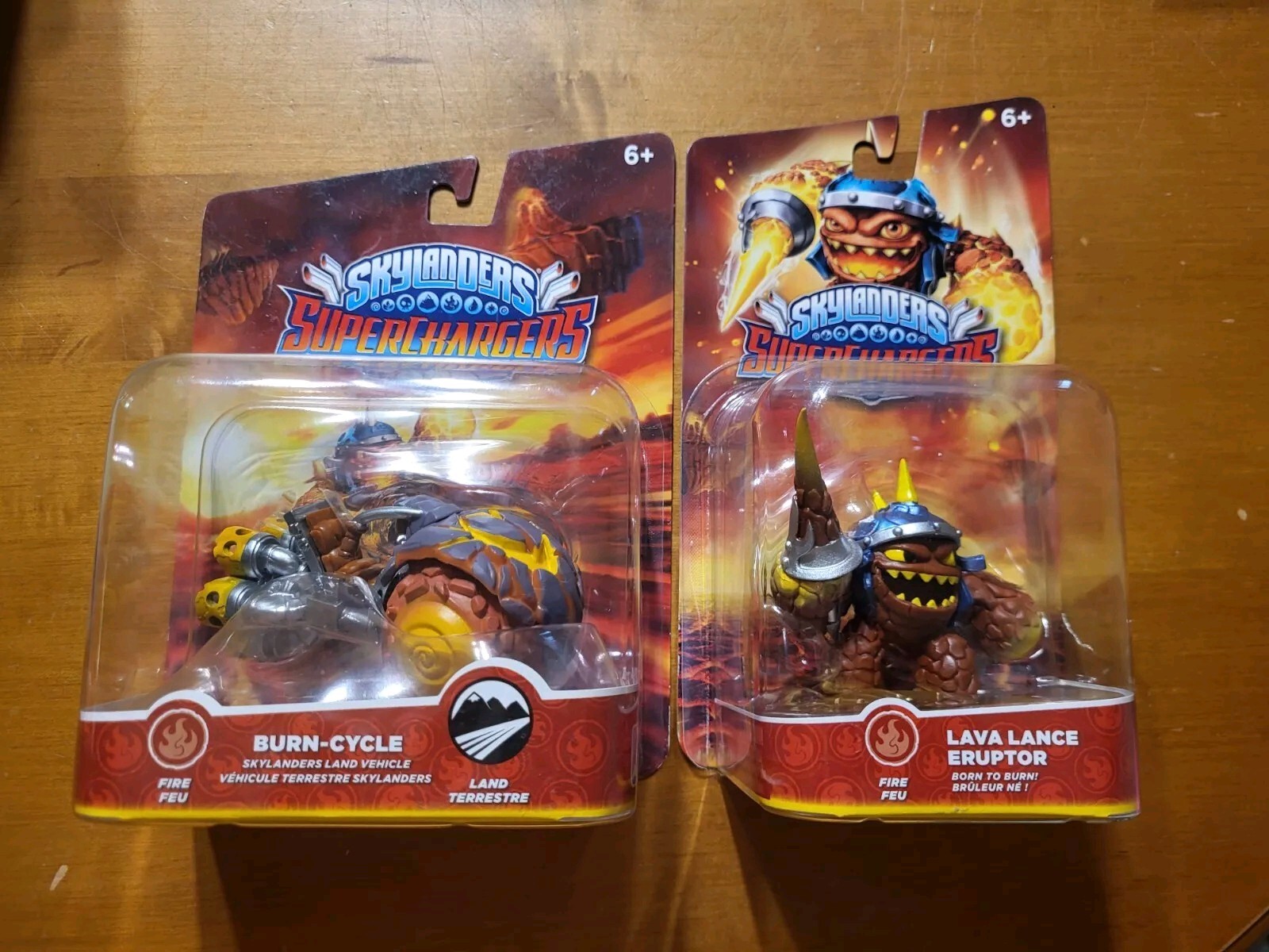 LOT OF 2 Skylanders Superchargers BURN-CYCLE & LAVA LANCE ERUPTOR Fire READ